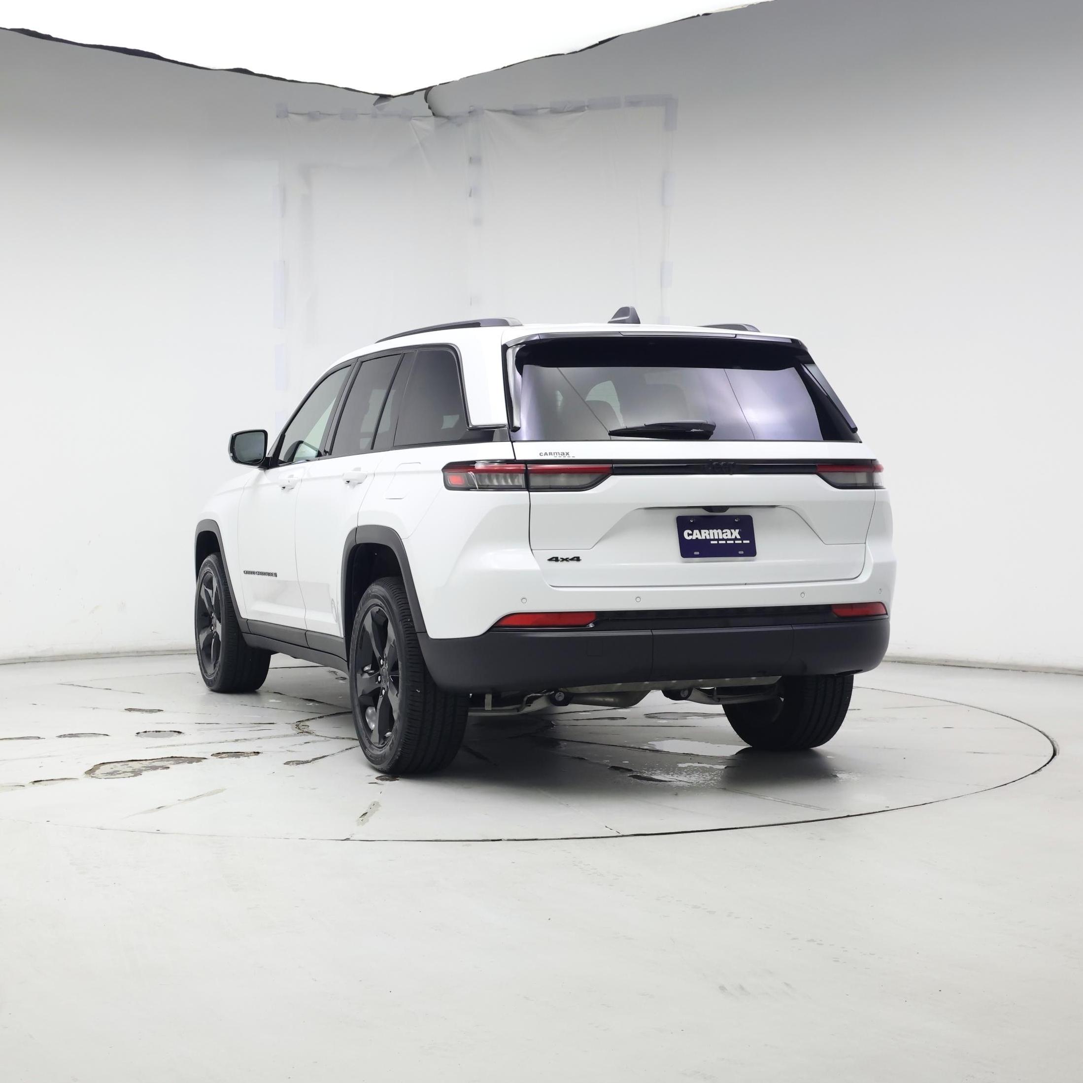 Thumbnail: 2024 Jeep Grand Cherokee - 6