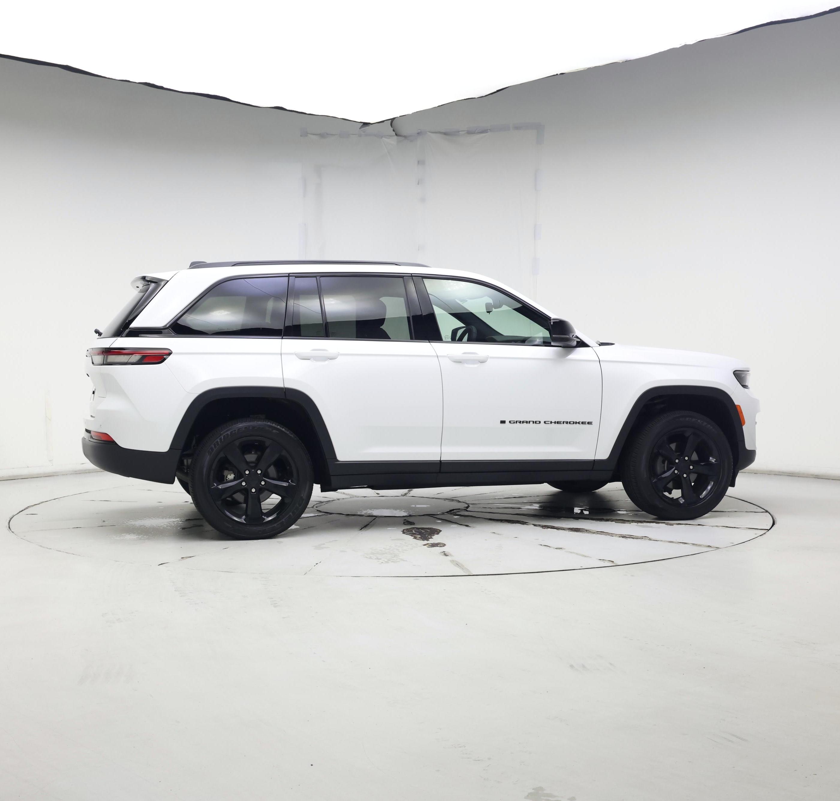Thumbnail: 2024 Jeep Grand Cherokee - 7