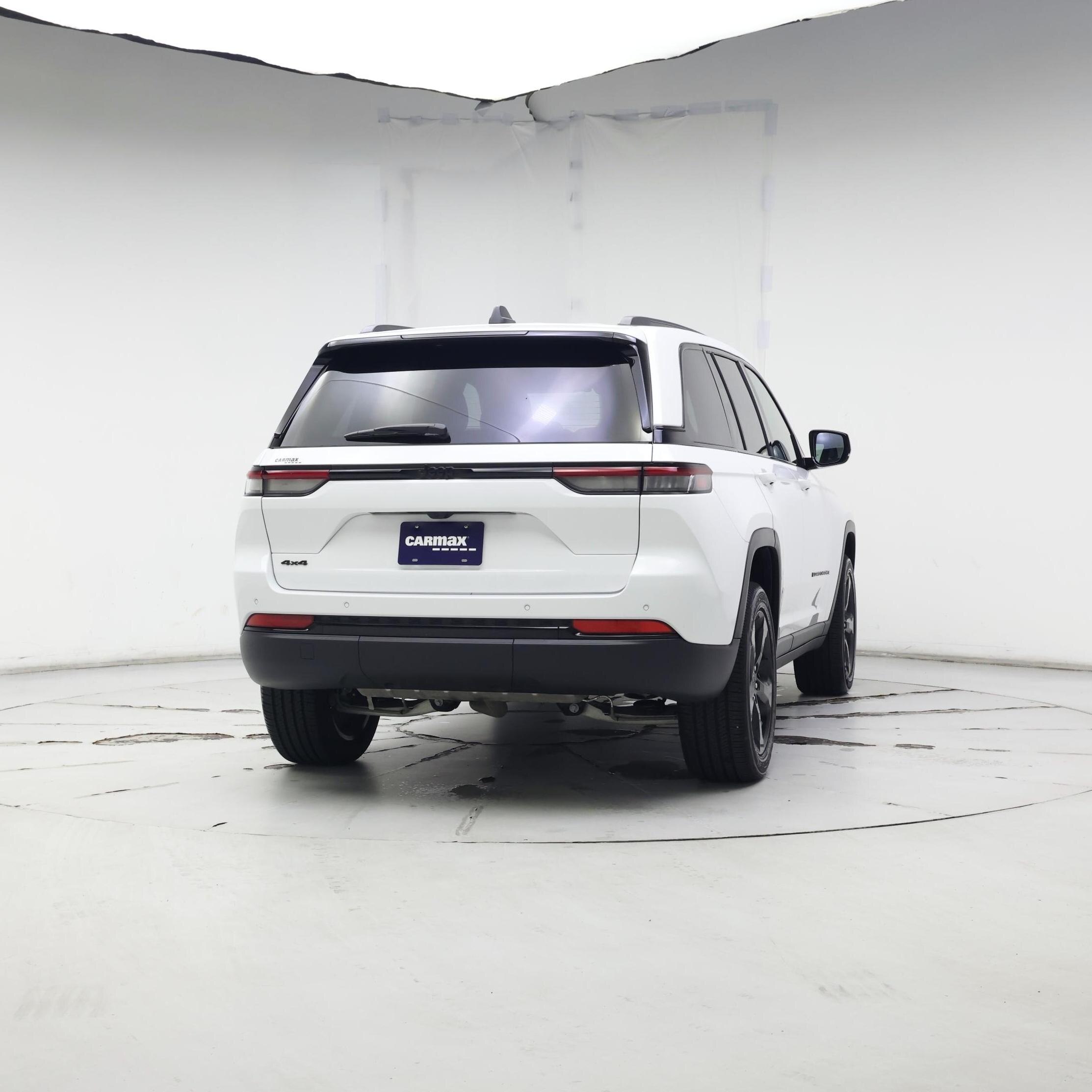 Thumbnail: 2024 Jeep Grand Cherokee - 8