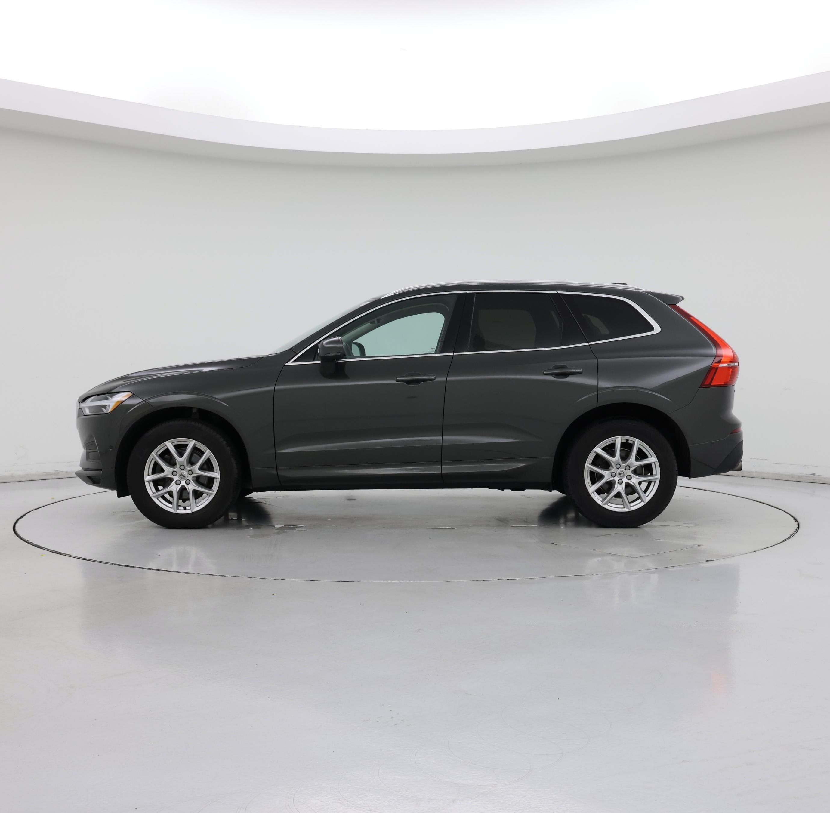 Thumbnail: 2019 Volvo XC60 - 3