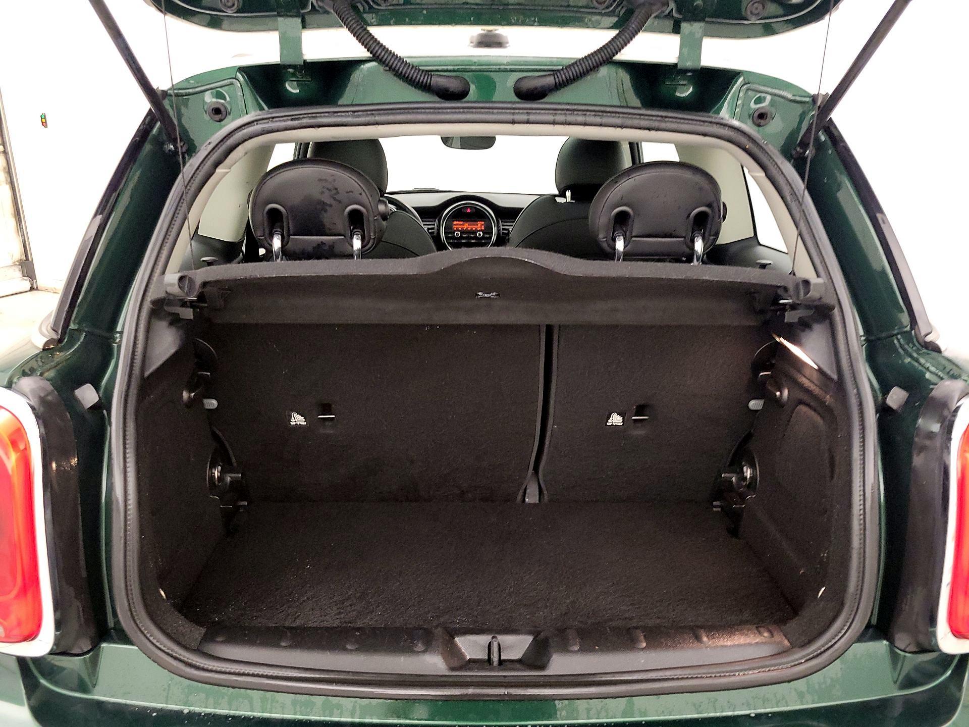 Thumbnail: 2015 MINI Cooper Hardtop - 20