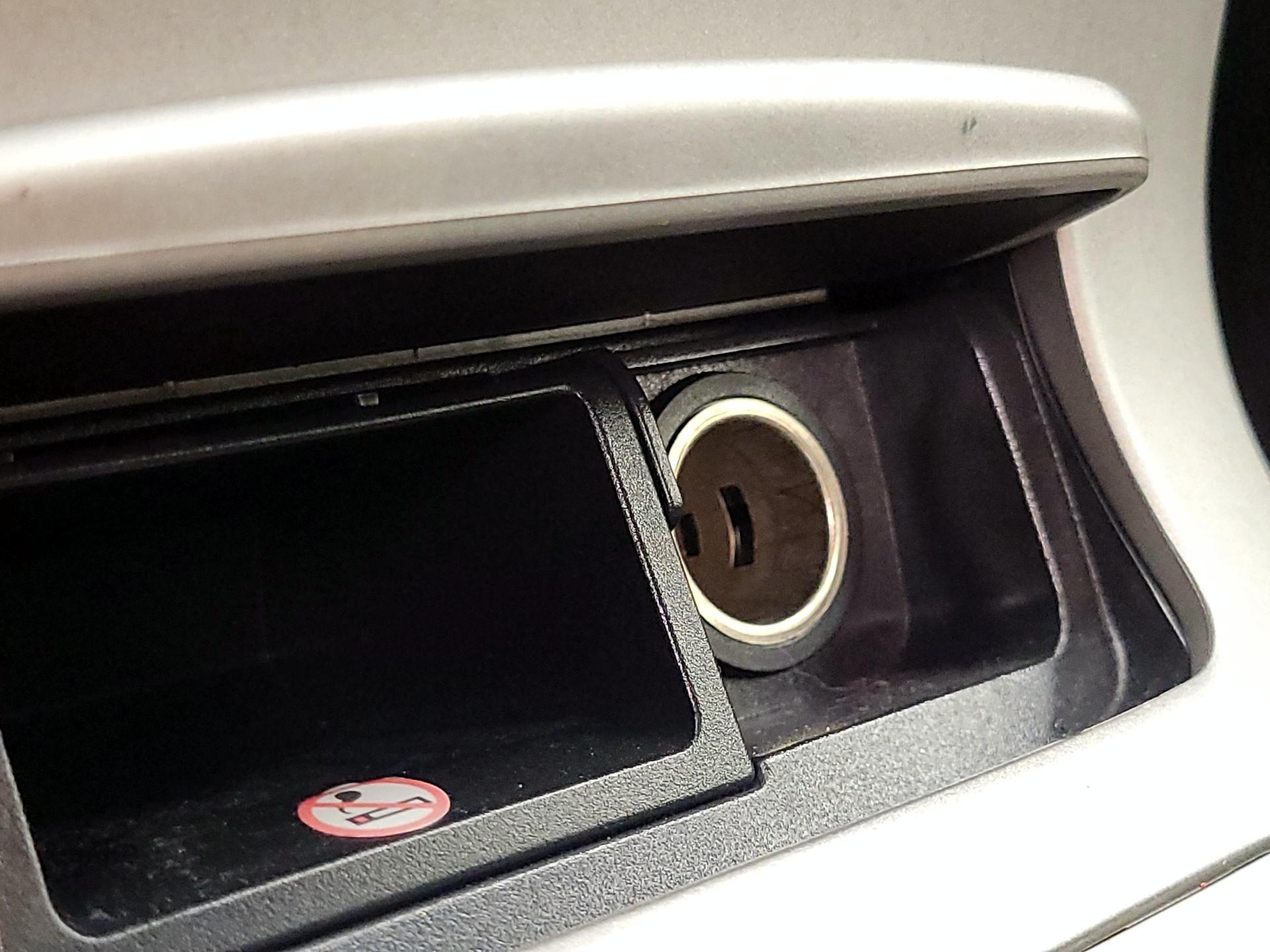 Thumbnail: 2015 Nissan Sentra - 17