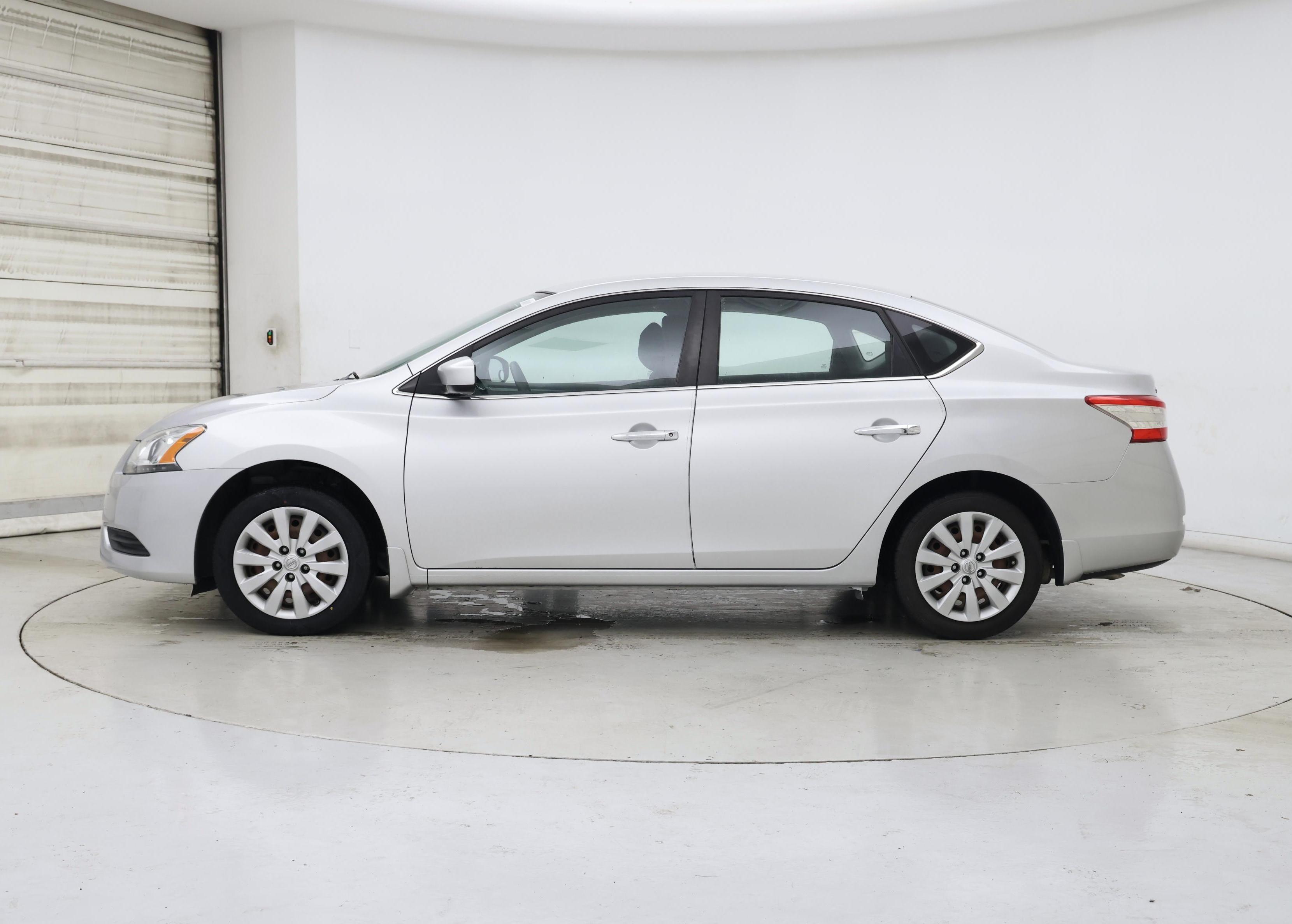 Thumbnail: 2015 Nissan Sentra - 3
