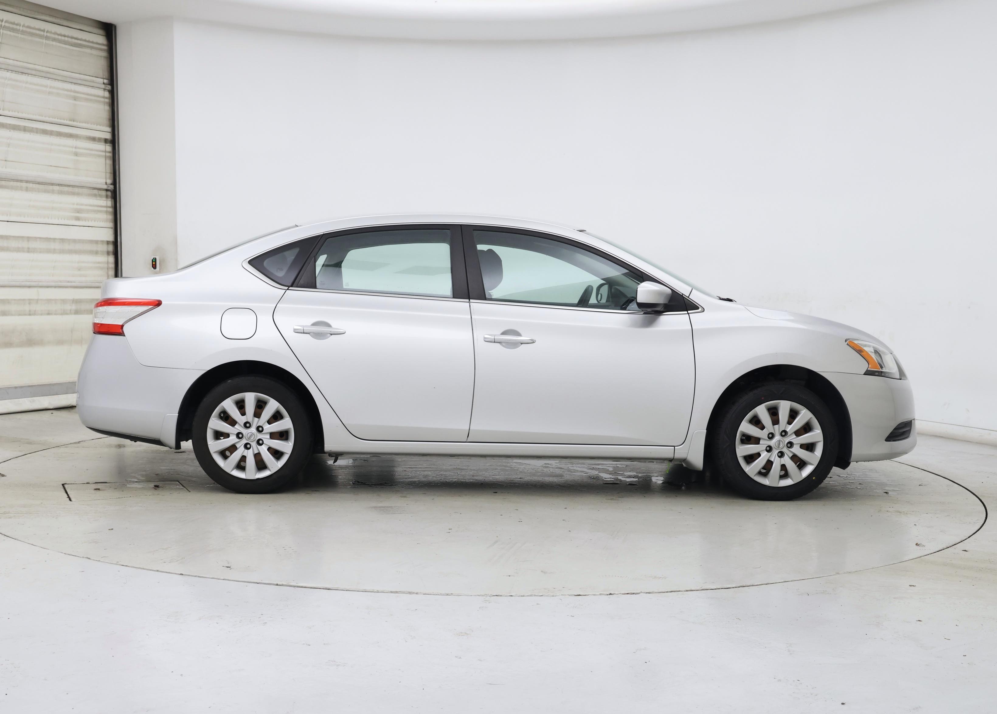 Thumbnail: 2015 Nissan Sentra - 7