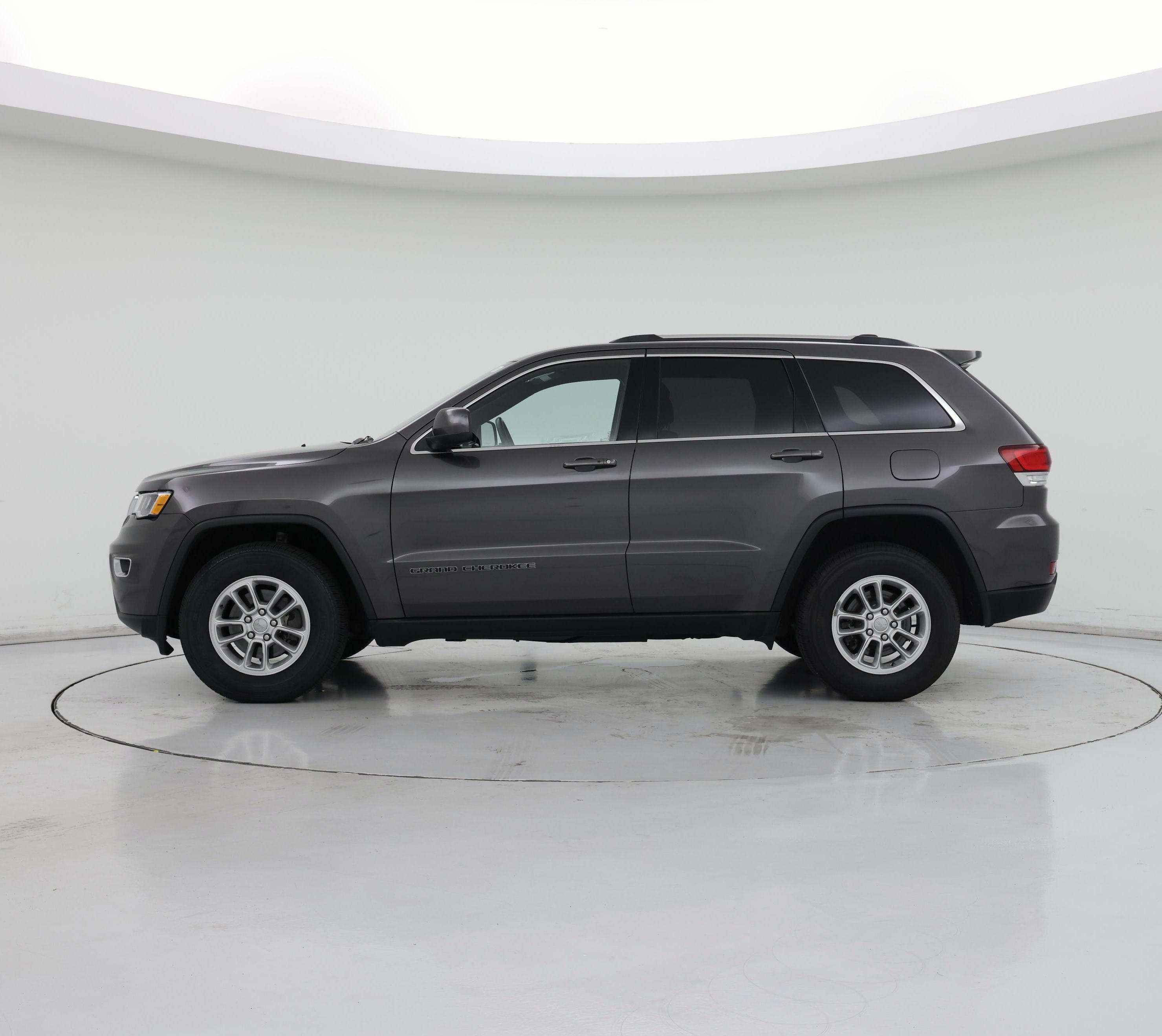 Thumbnail: 2020 Jeep Grand Cherokee - 3