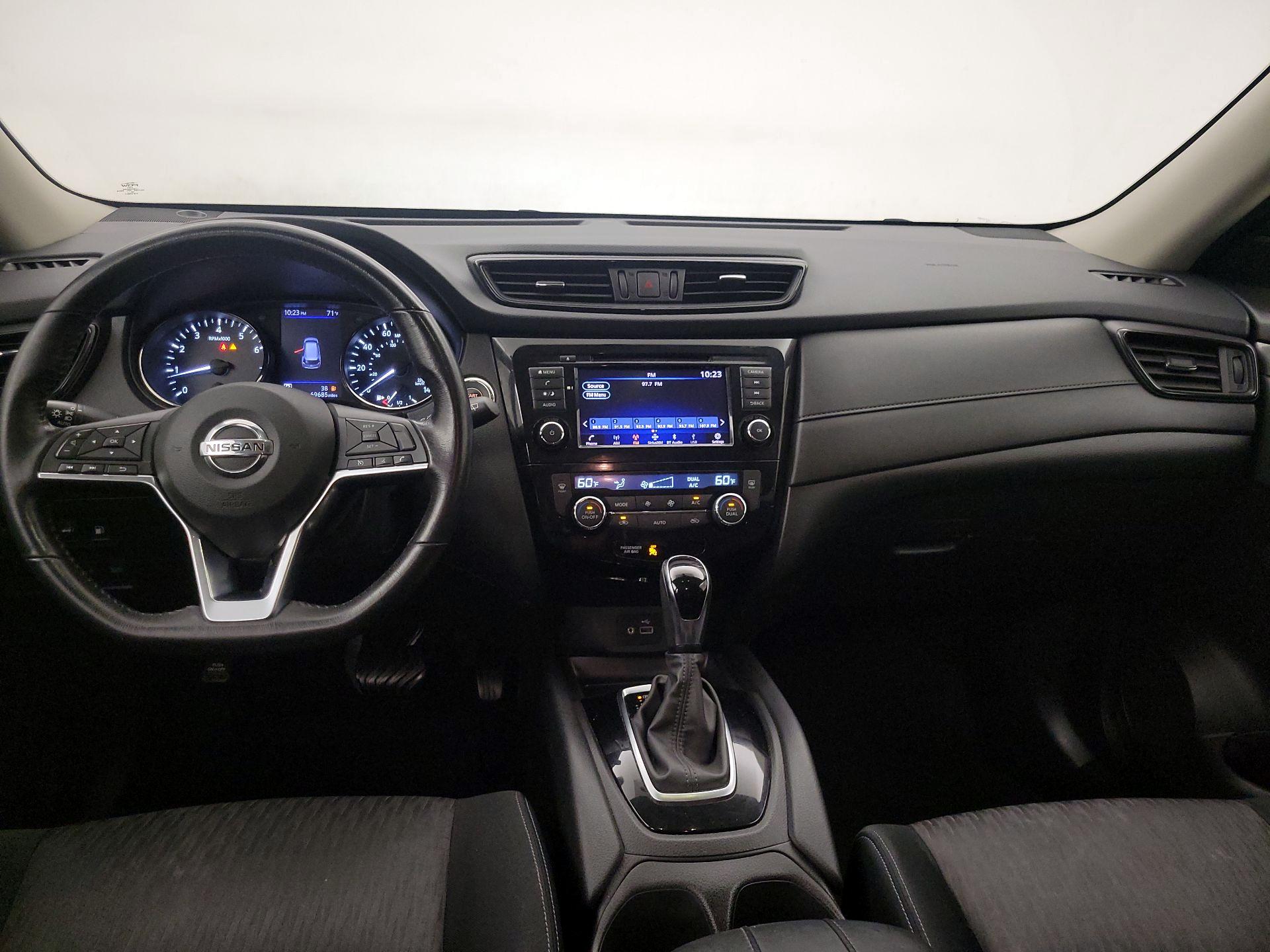 Thumbnail: 2018 Nissan Rogue - 9