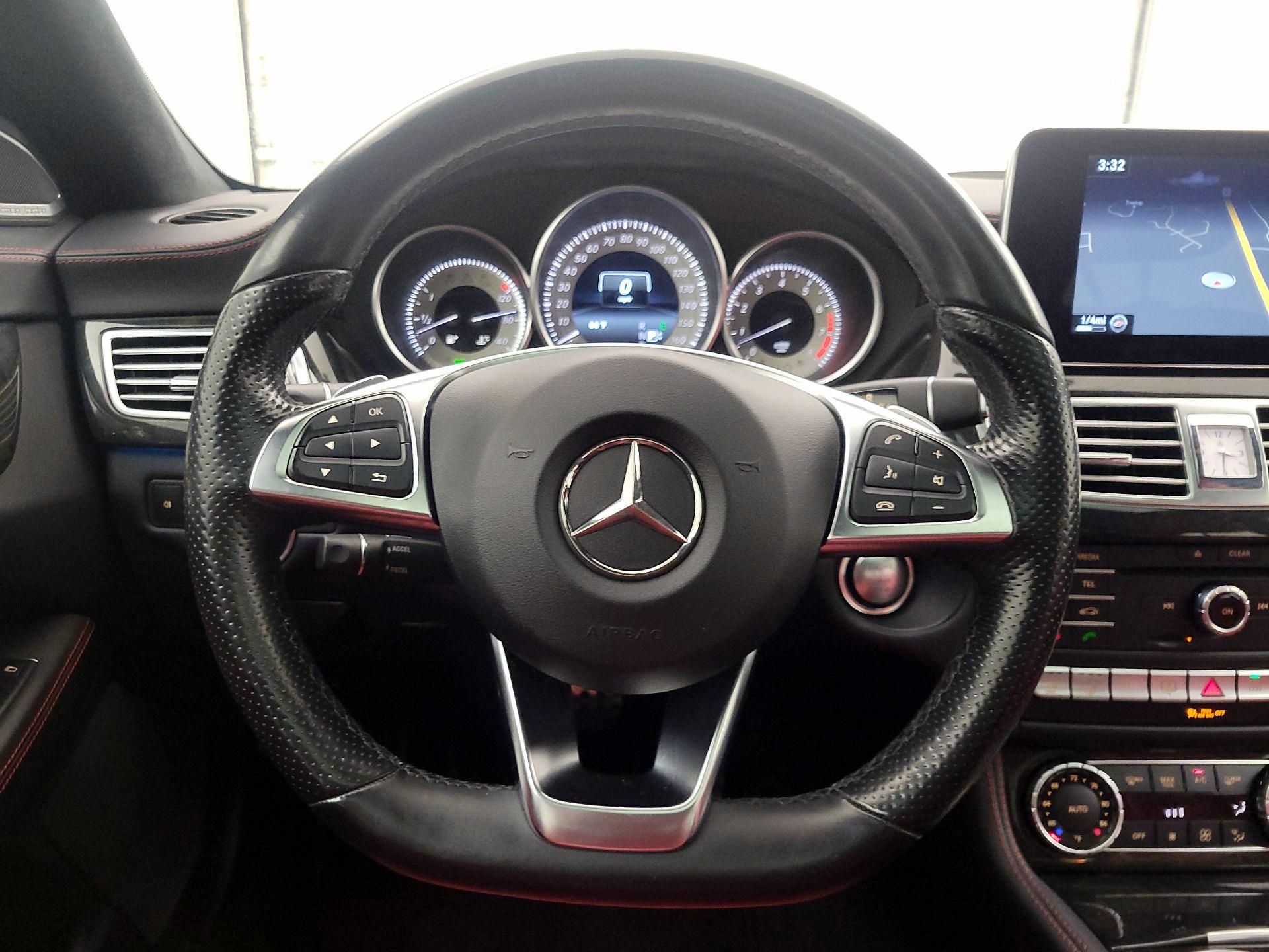 Thumbnail: 2015 Mercedes-Benz CLS - 10