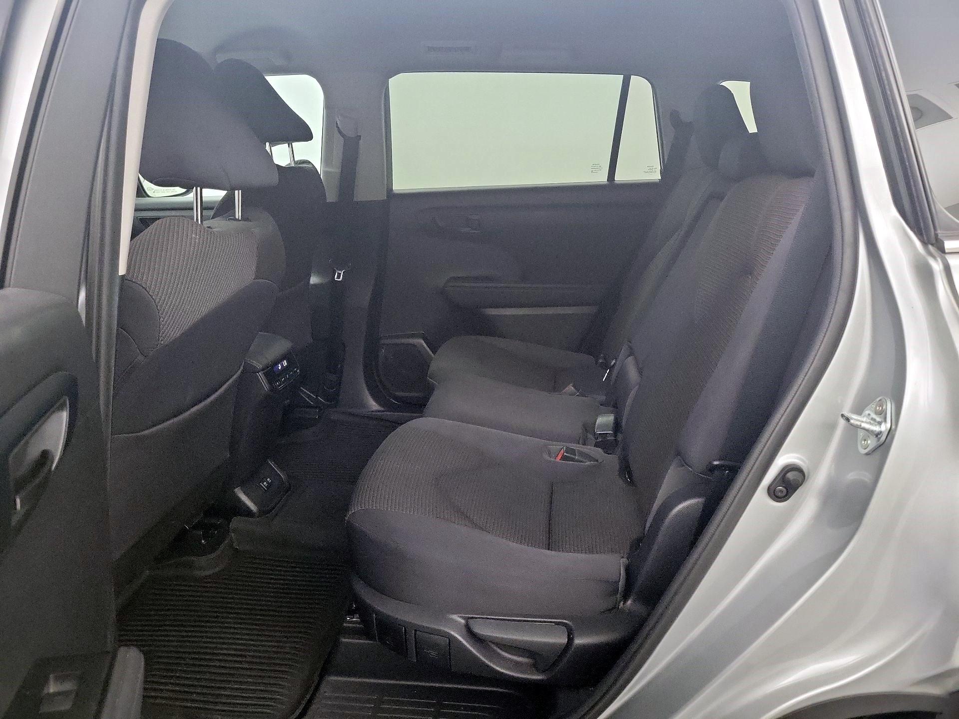 Thumbnail: 2021 Toyota Highlander - 17