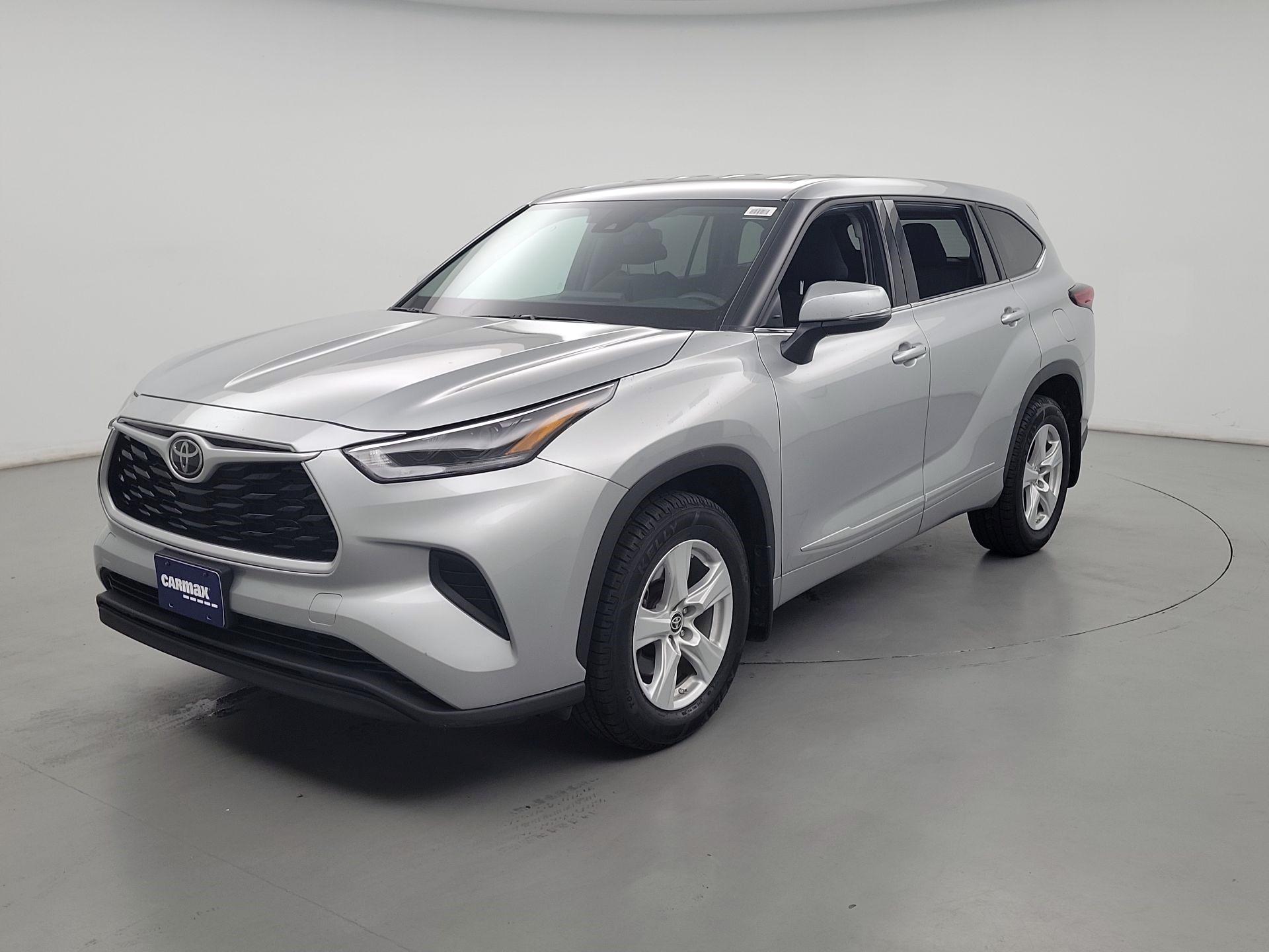 Thumbnail: 2021 Toyota Highlander - 3