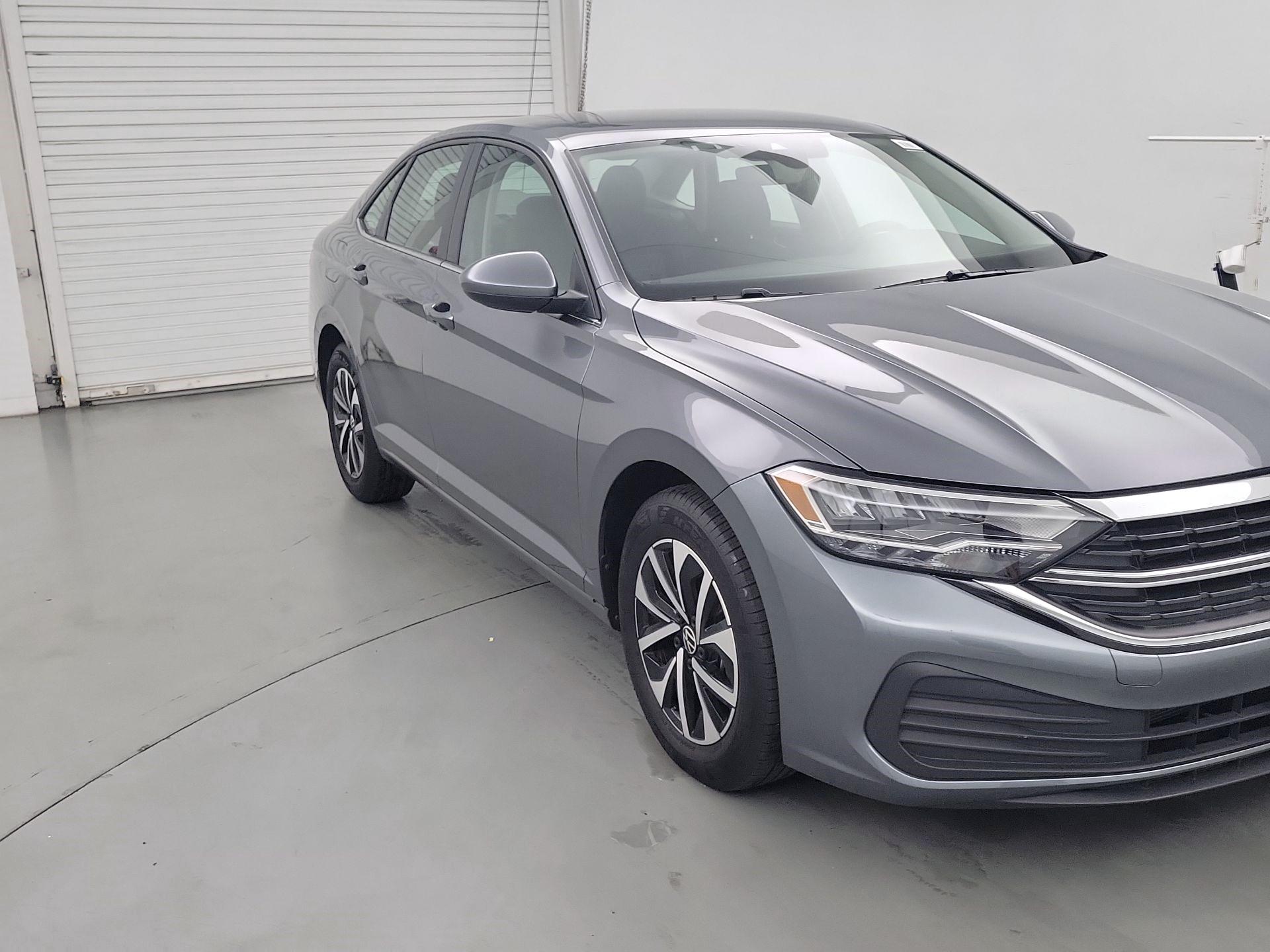 Thumbnail: 2024 Volkswagen Jetta - 1