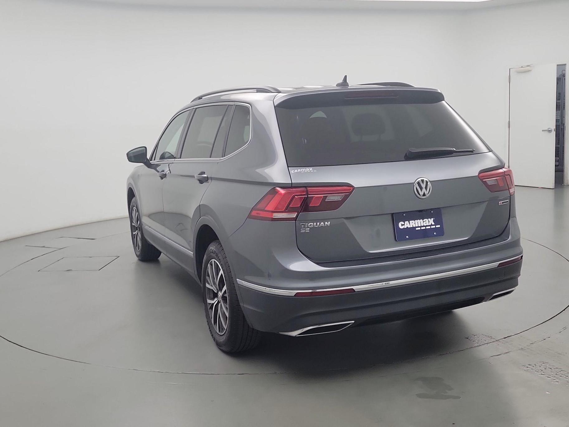 Thumbnail: 2020 Volkswagen Tiguan - 7