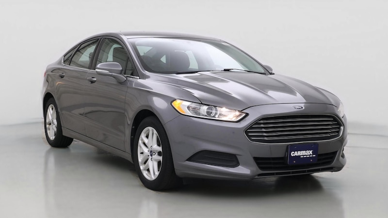 2014 Ford Fusion SE Hero Image