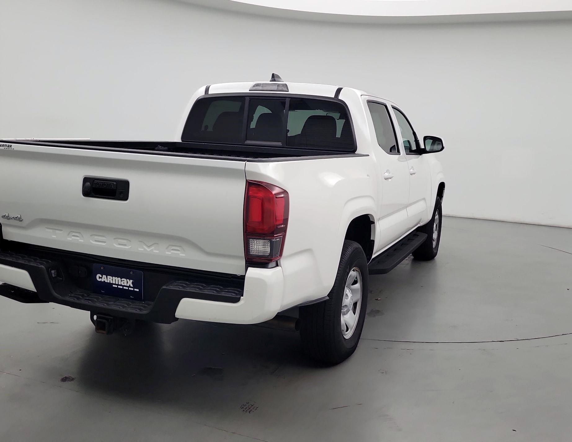 Thumbnail: 2022 Toyota Tacoma - 5