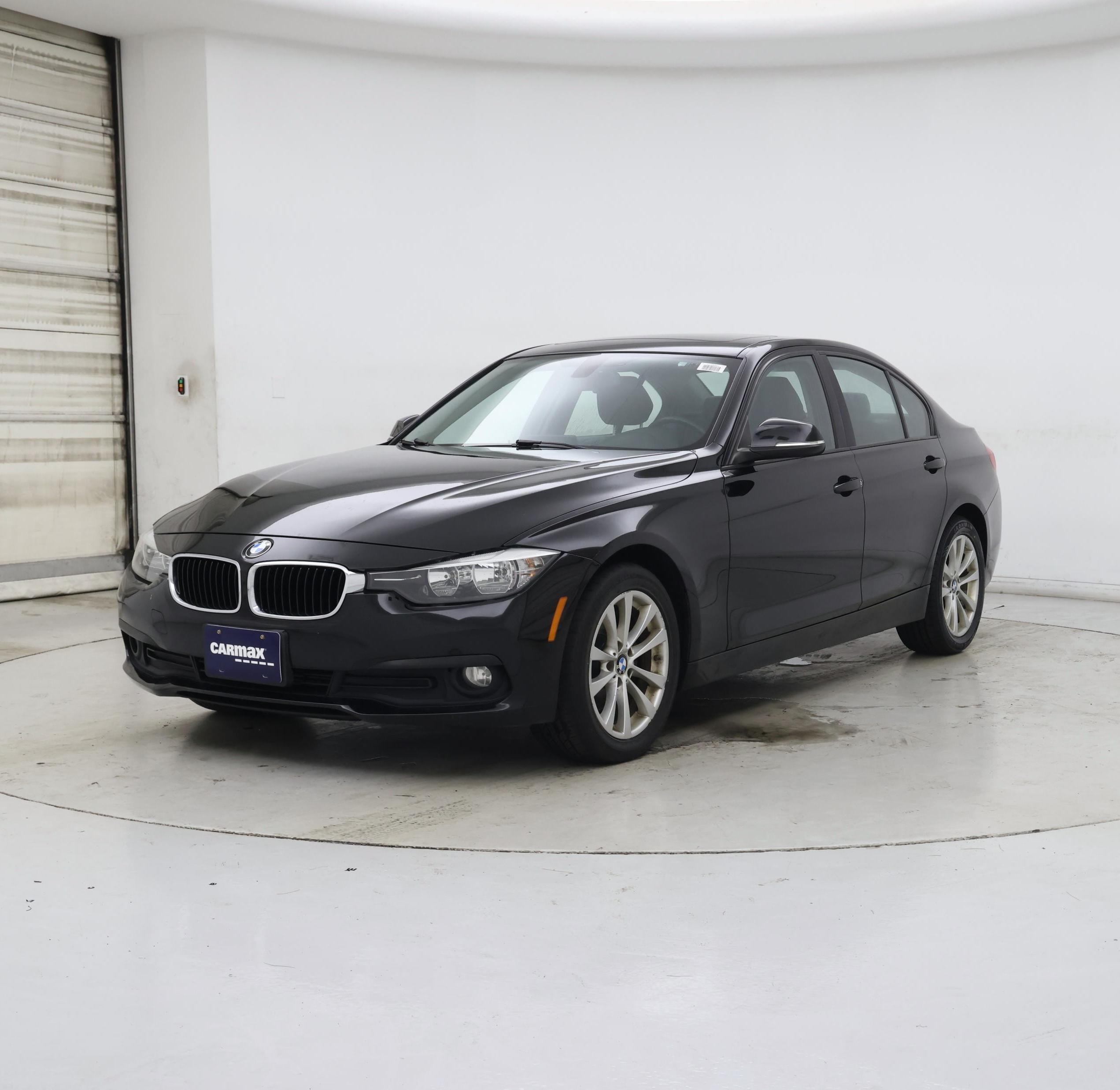 Thumbnail: 2017 BMW 3 Series - 4