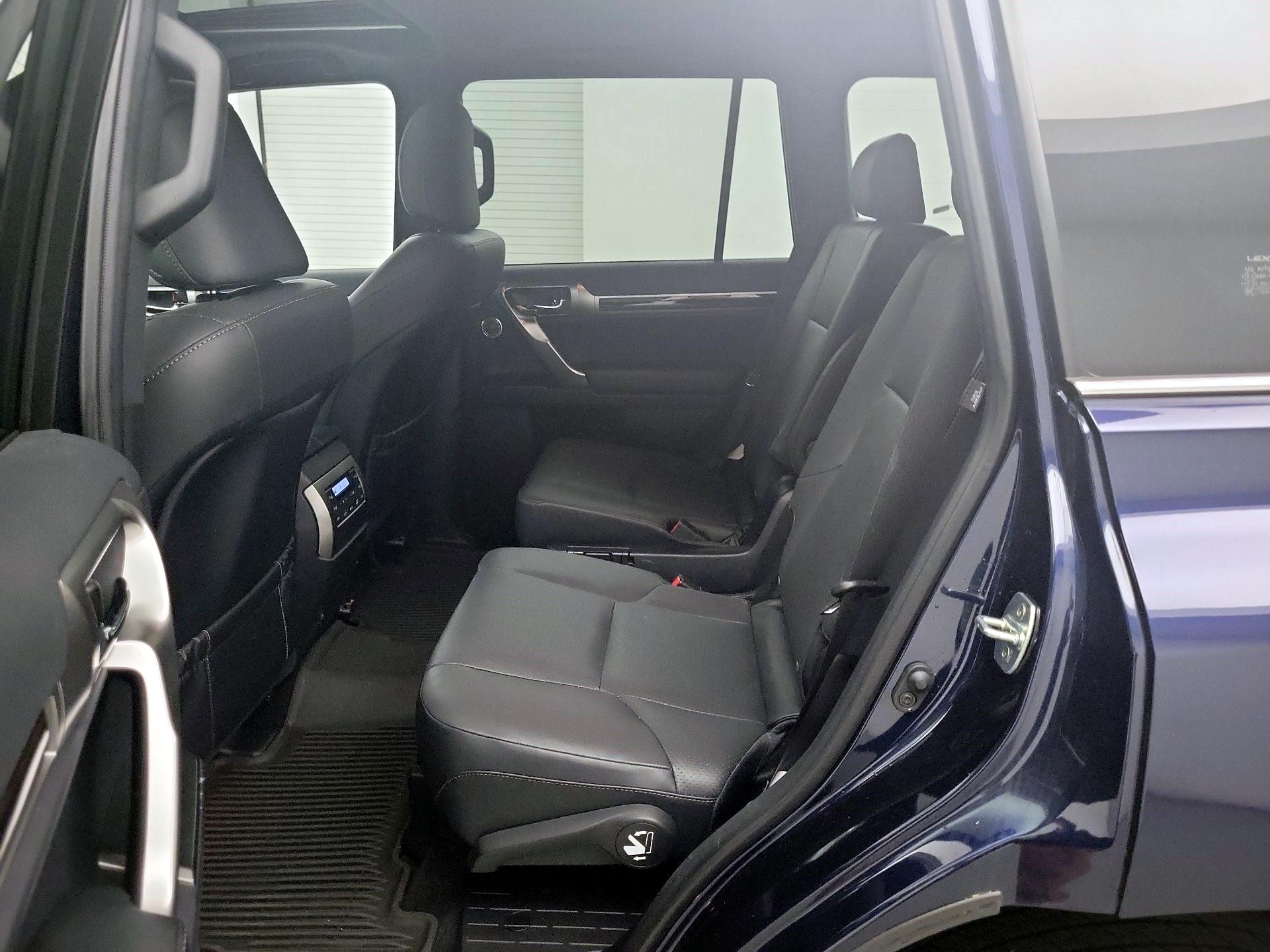 Thumbnail: 2023 Lexus GX - 19