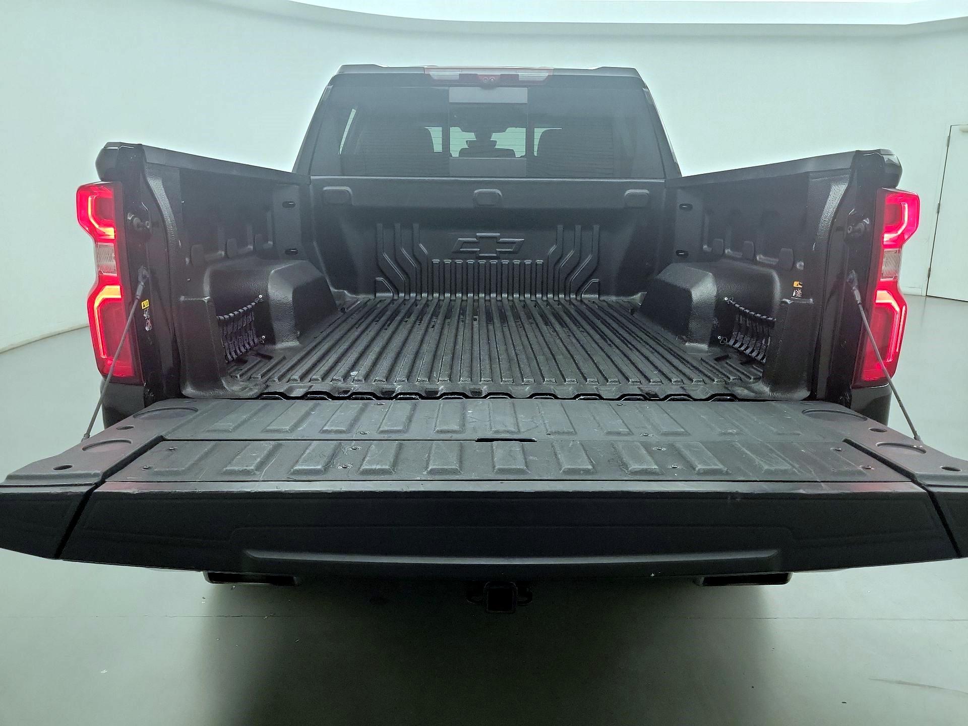 Thumbnail: 2021 Chevrolet Silverado 1500 - 20
