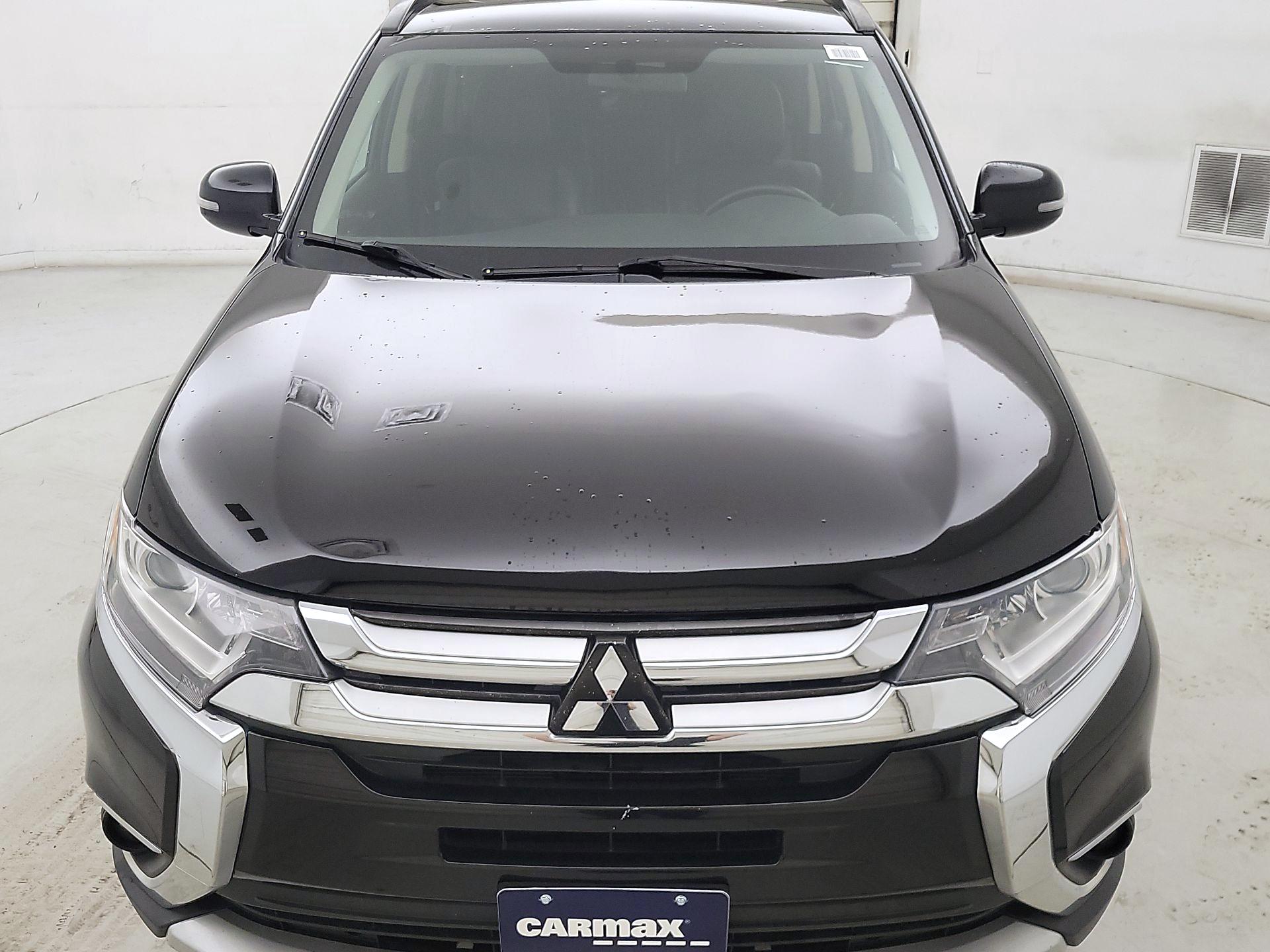 Thumbnail: 2016 Mitsubishi Outlander - 2