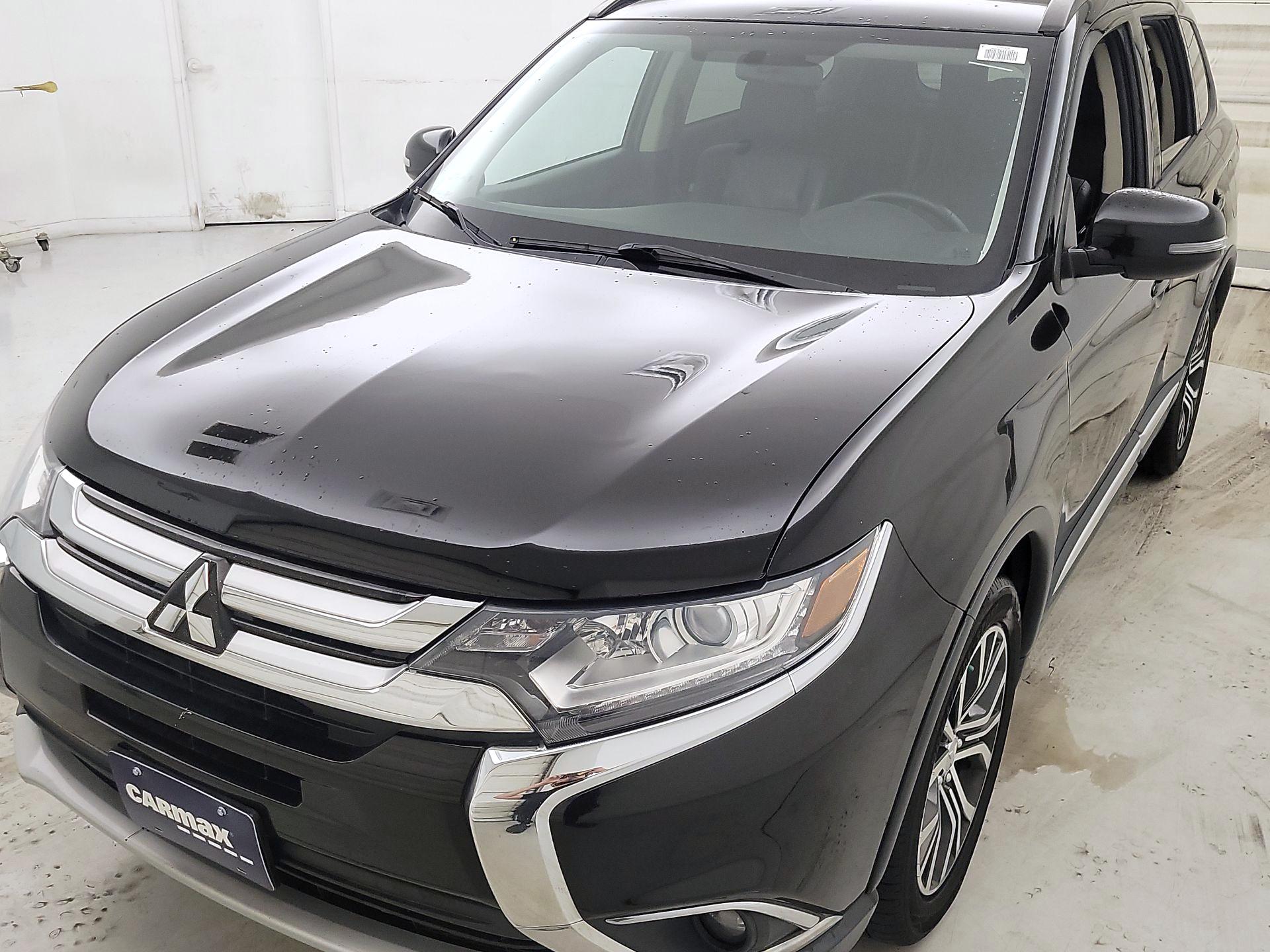 Thumbnail: 2016 Mitsubishi Outlander - 3