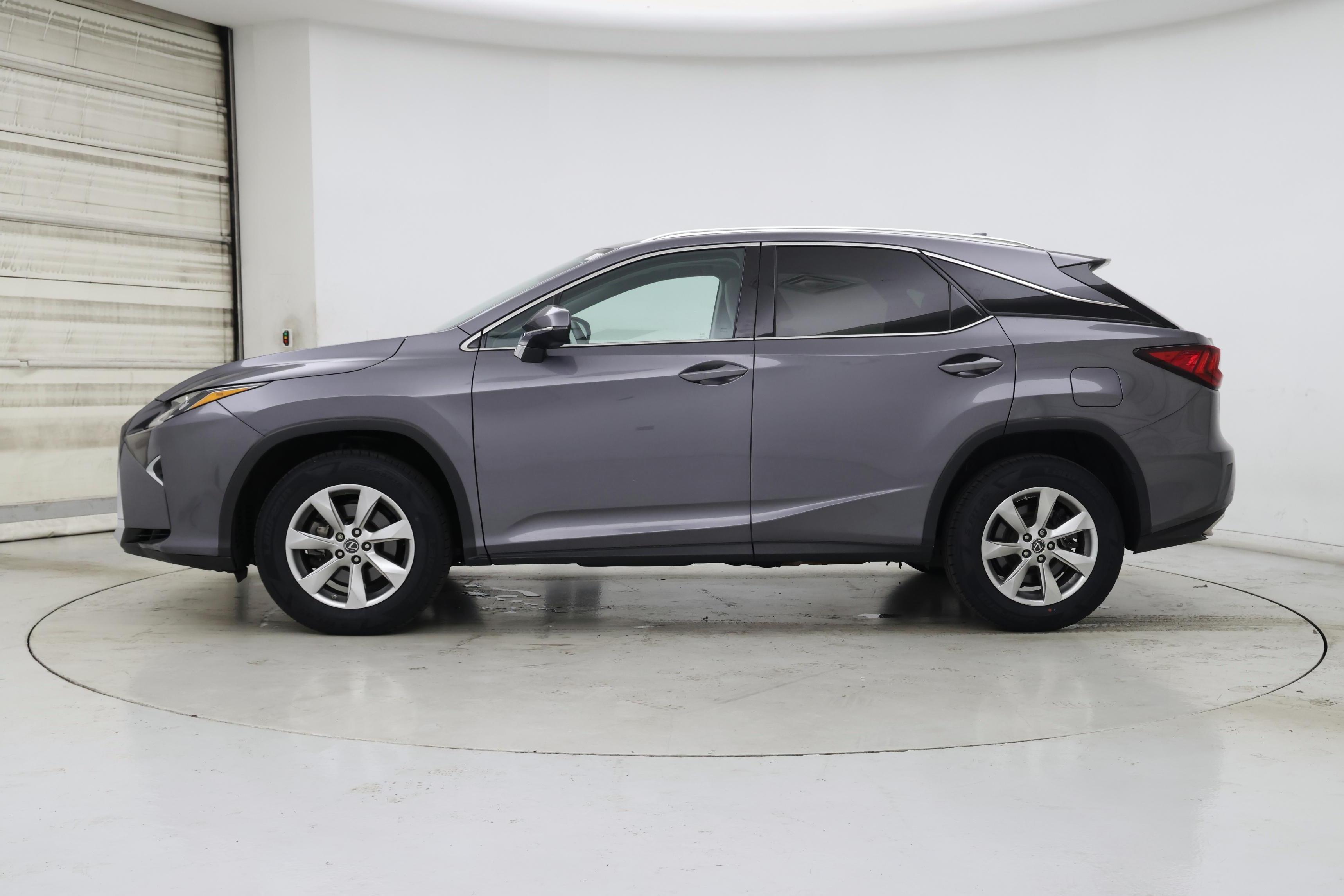 Thumbnail: 2018 Lexus RX - 3