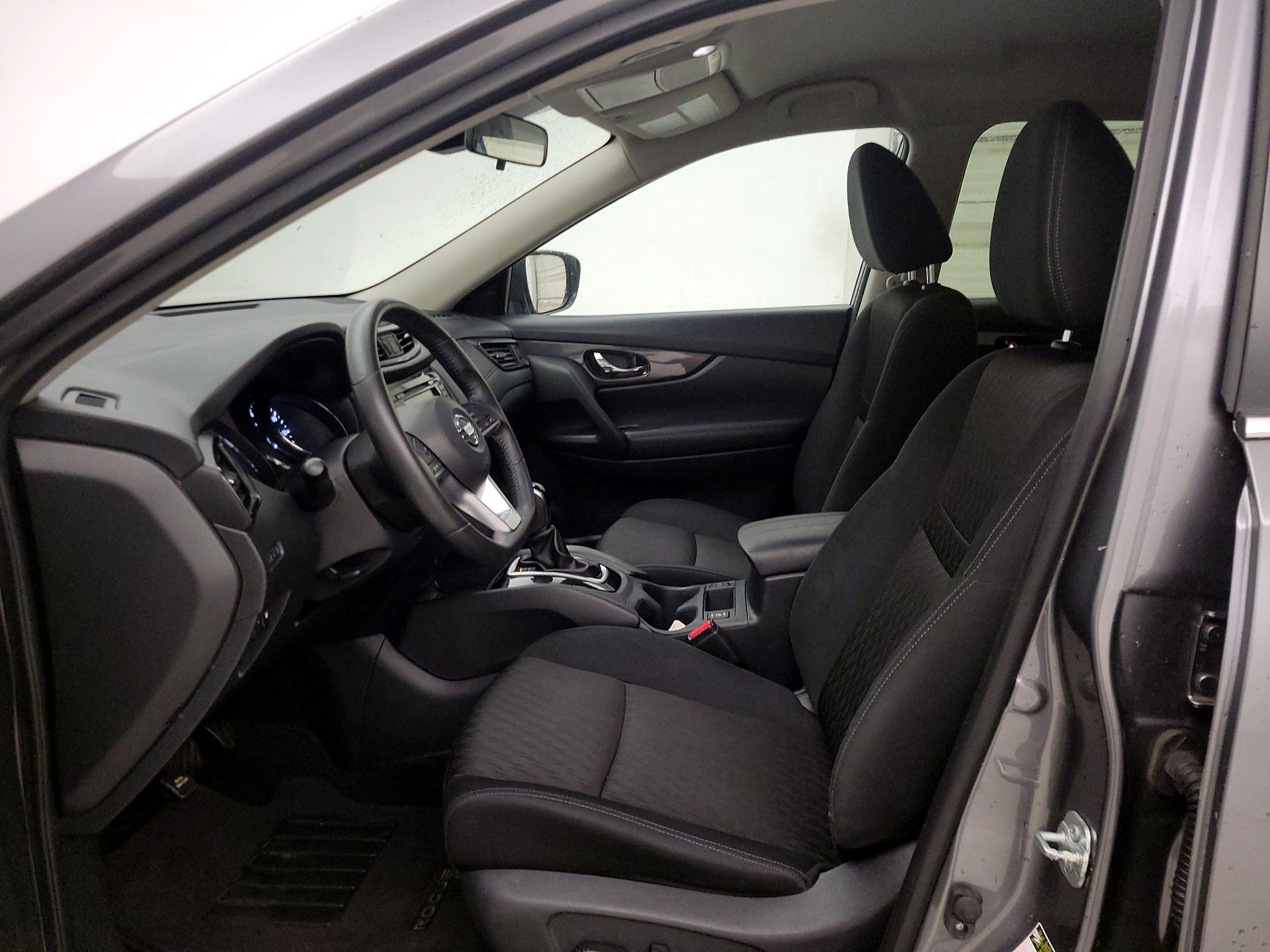 Thumbnail: 2019 Nissan Rogue - 11