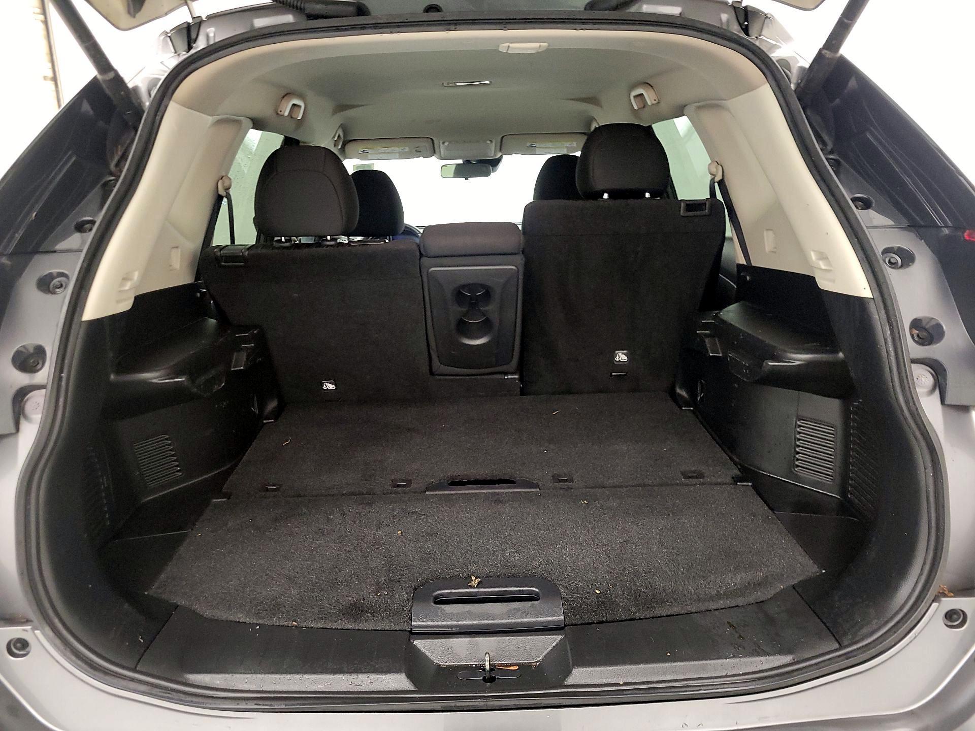 Thumbnail: 2019 Nissan Rogue - 20