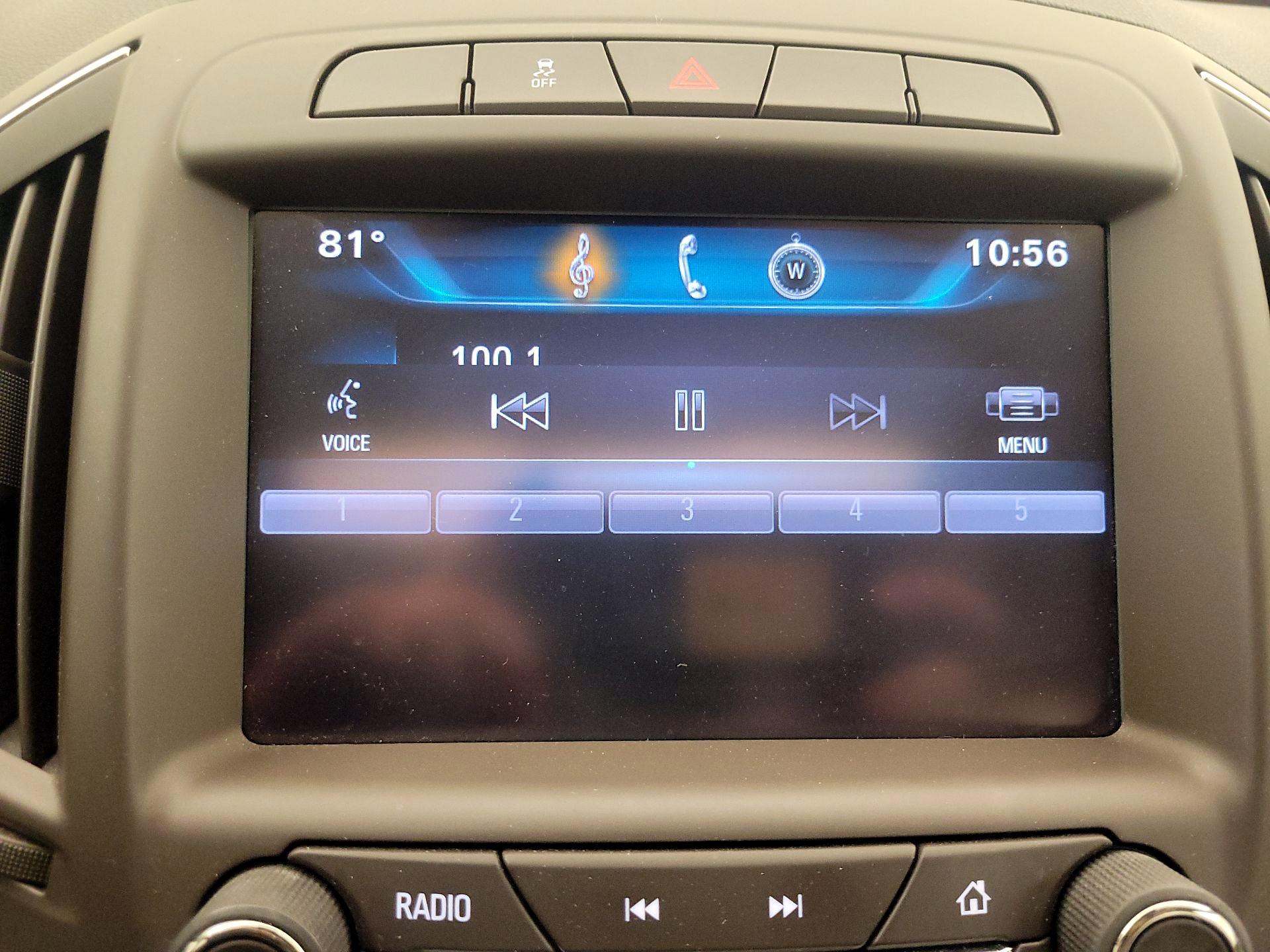 Thumbnail: 2015 Buick Regal - 15