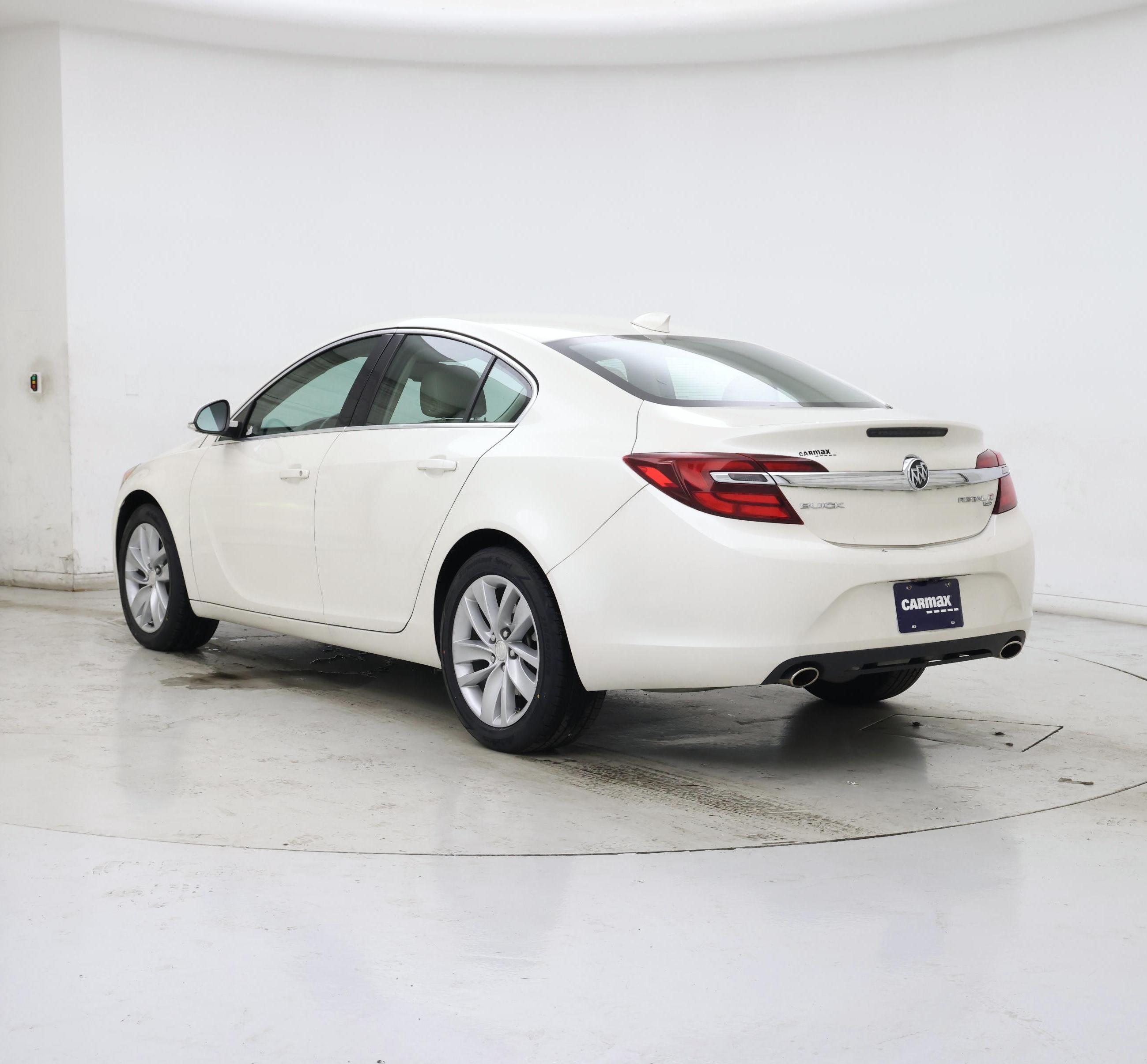 Thumbnail: 2015 Buick Regal - 2