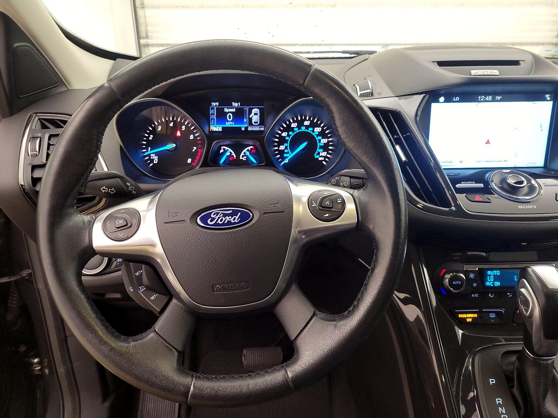Thumbnail: 2016 Ford Escape - 10