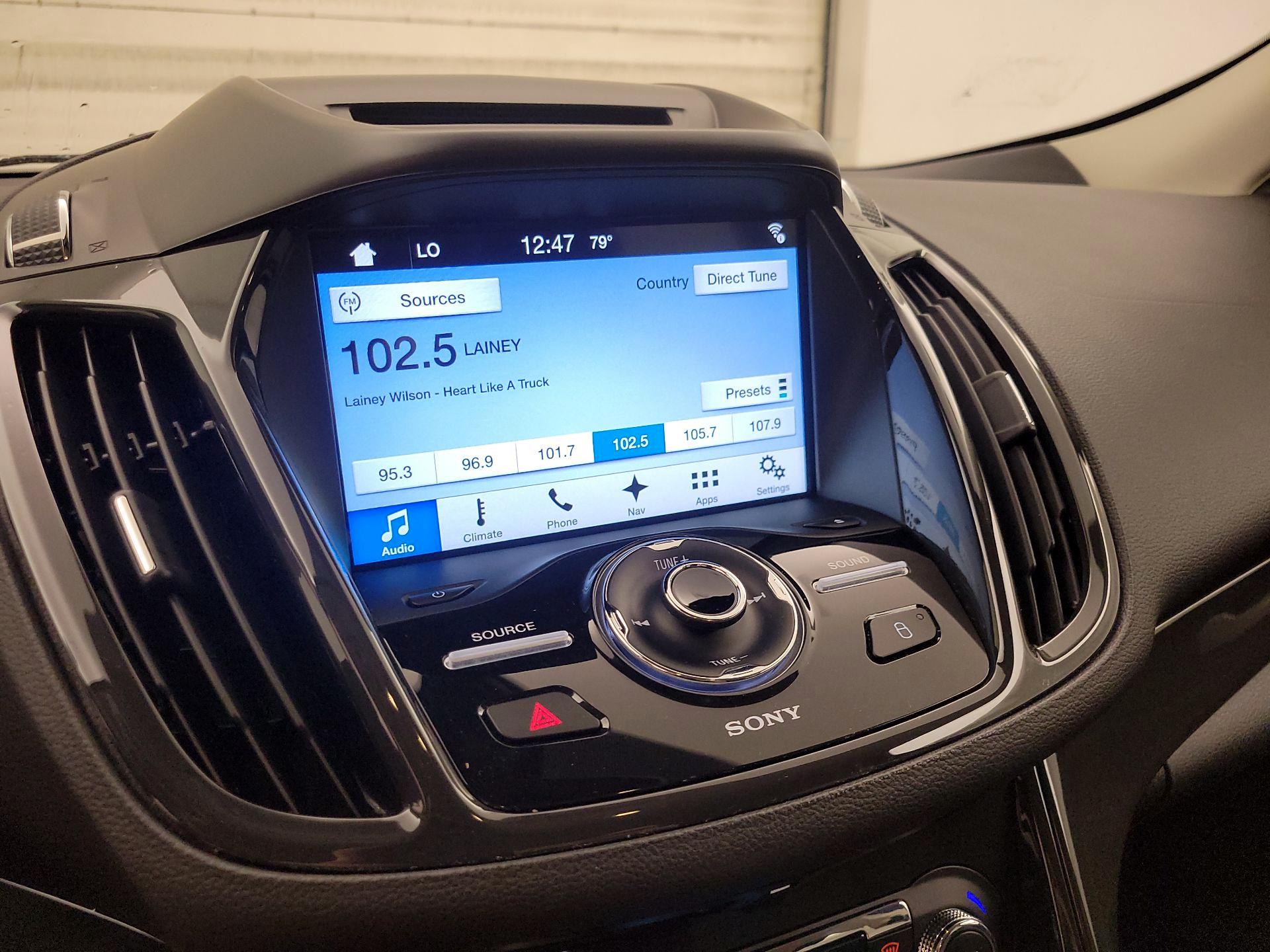 Thumbnail: 2016 Ford Escape - 16