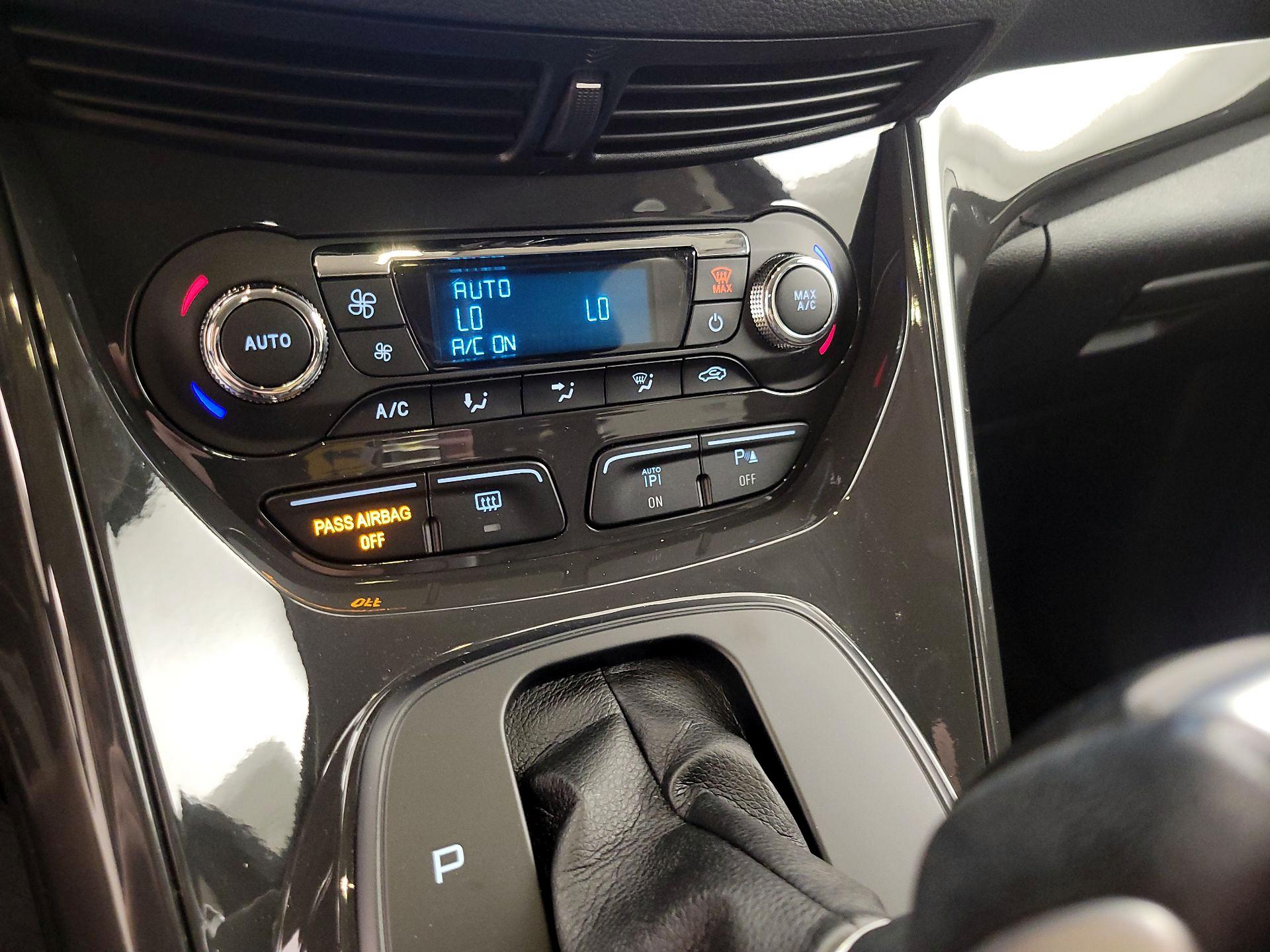 Thumbnail: 2016 Ford Escape - 17