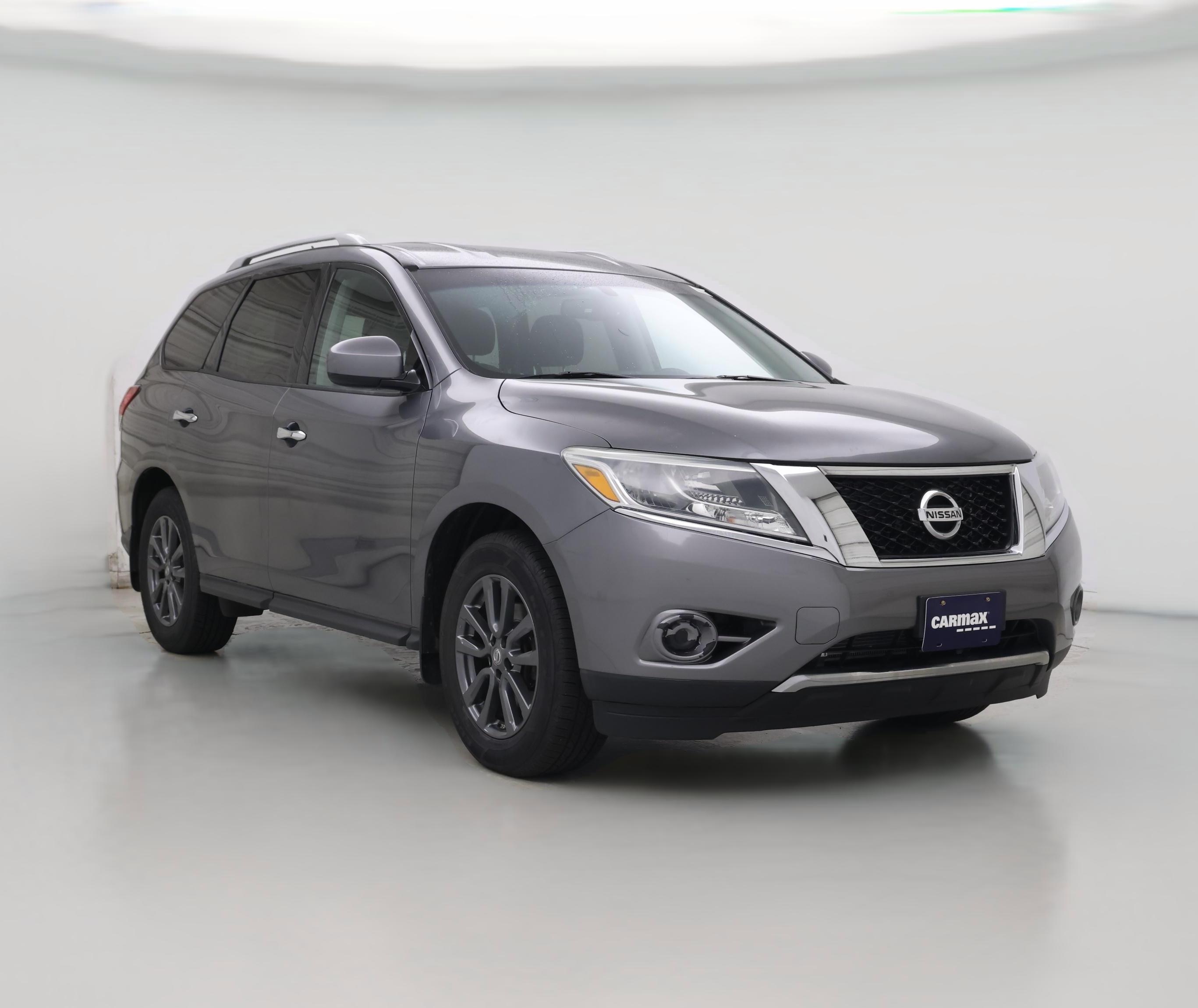 Thumbnail: 2015 Nissan Pathfinder - 1