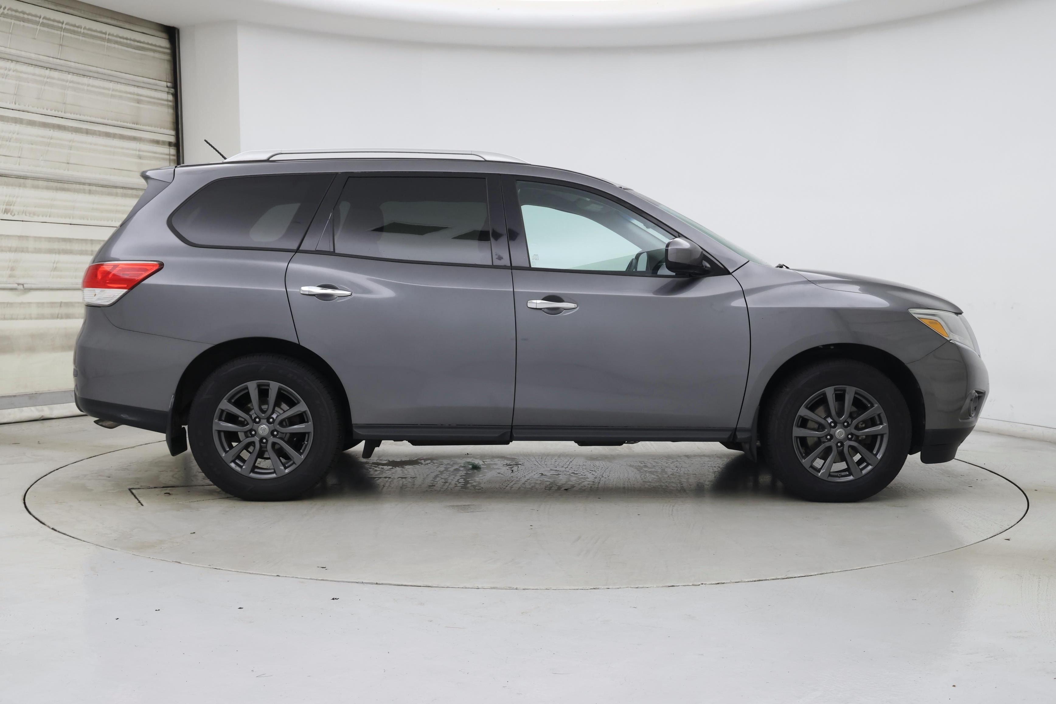 Thumbnail: 2015 Nissan Pathfinder - 7