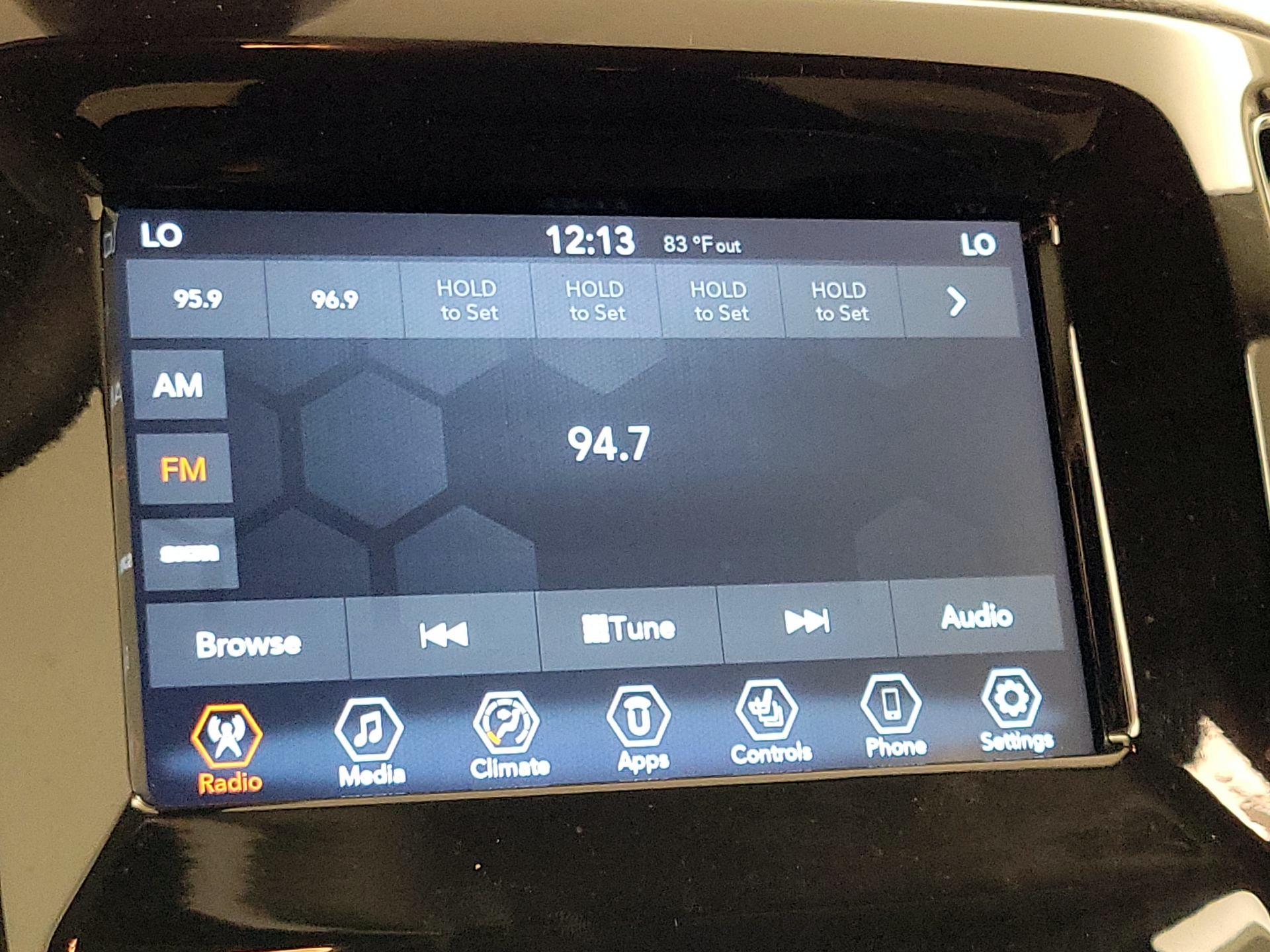 Thumbnail: 2021 Jeep Compass - 15
