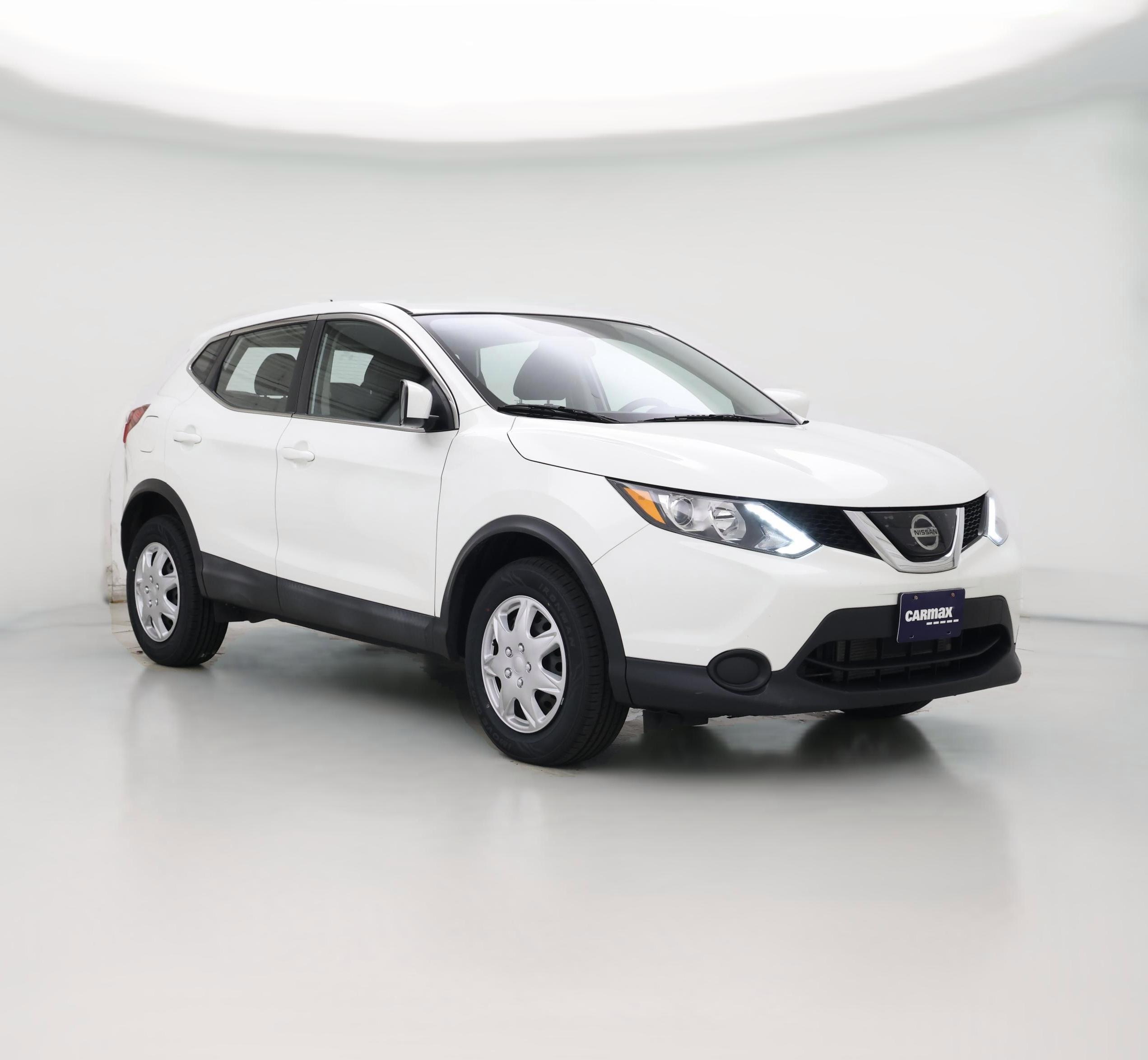 Thumbnail: 2019 Nissan Rogue Sport - 1