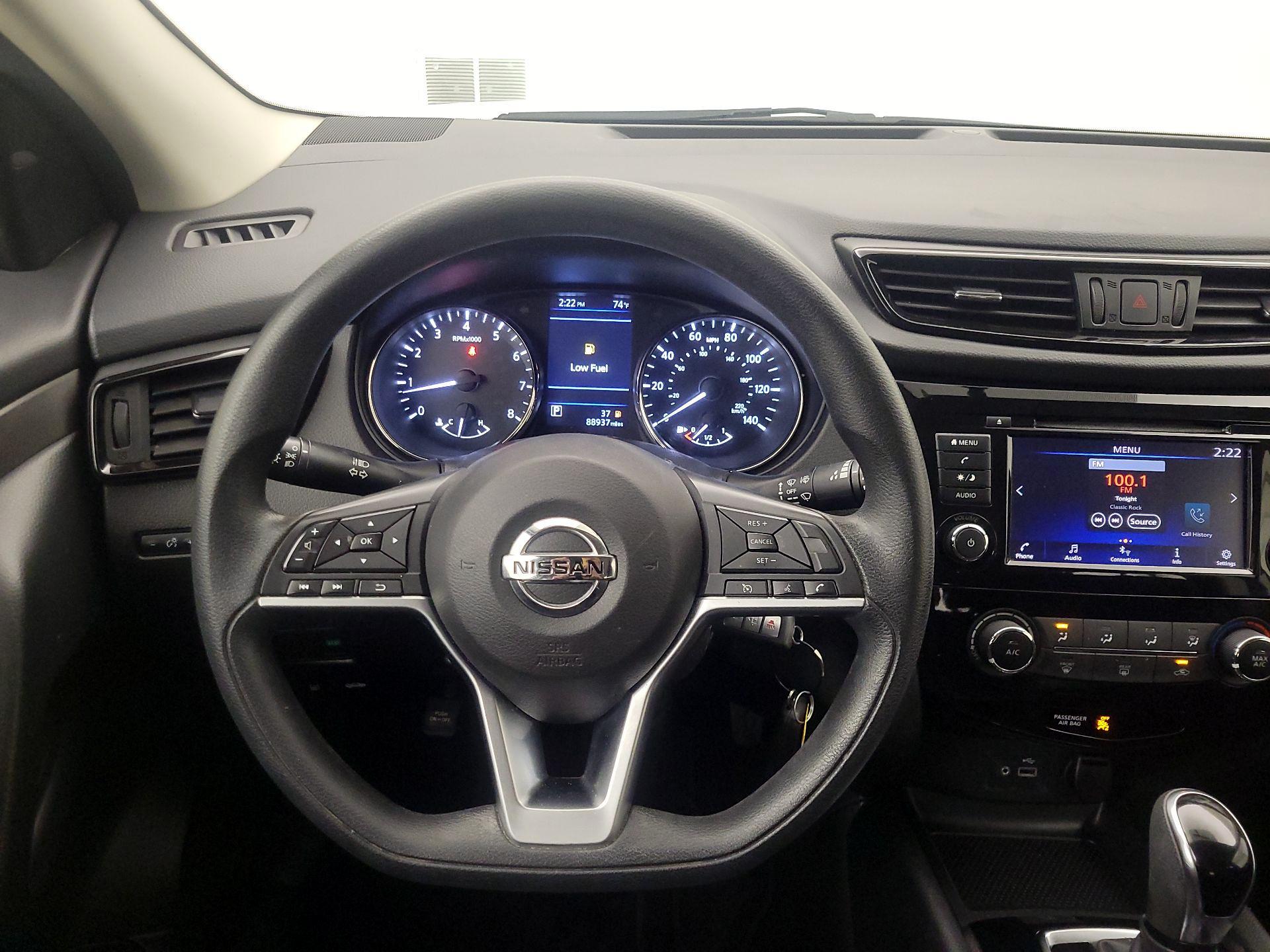 Thumbnail: 2019 Nissan Rogue Sport - 10