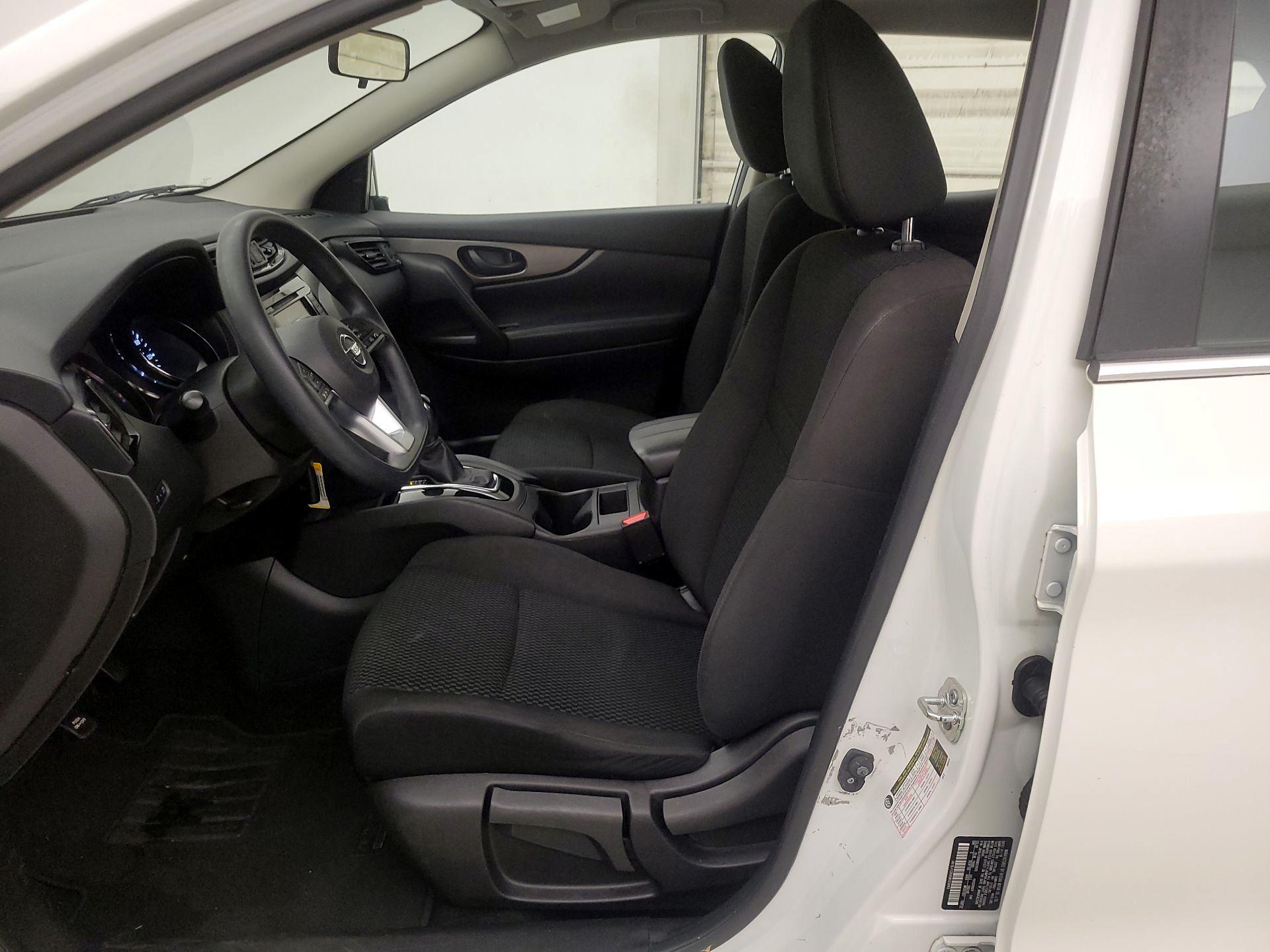 Thumbnail: 2019 Nissan Rogue Sport - 11