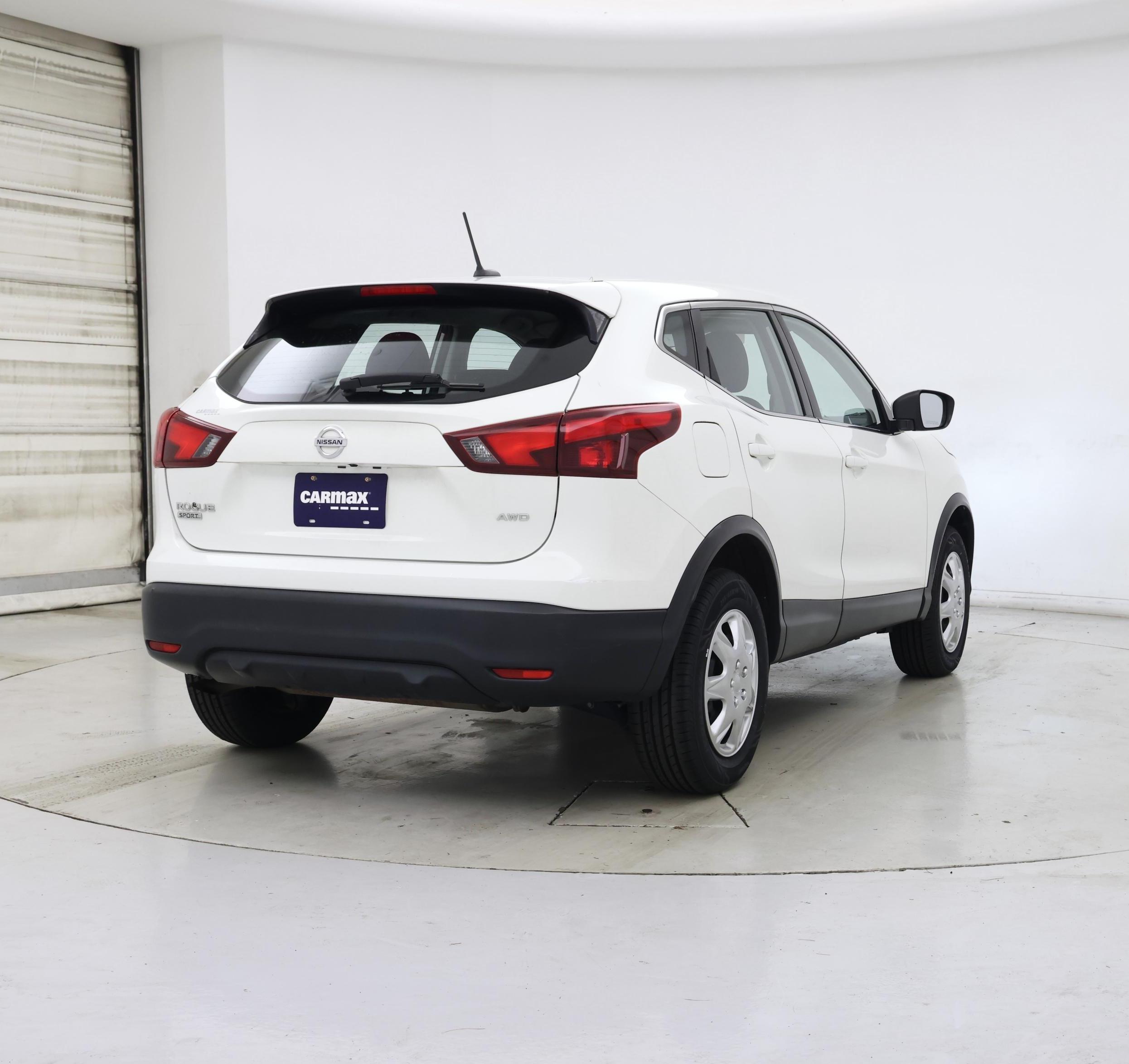 Thumbnail: 2019 Nissan Rogue Sport - 8