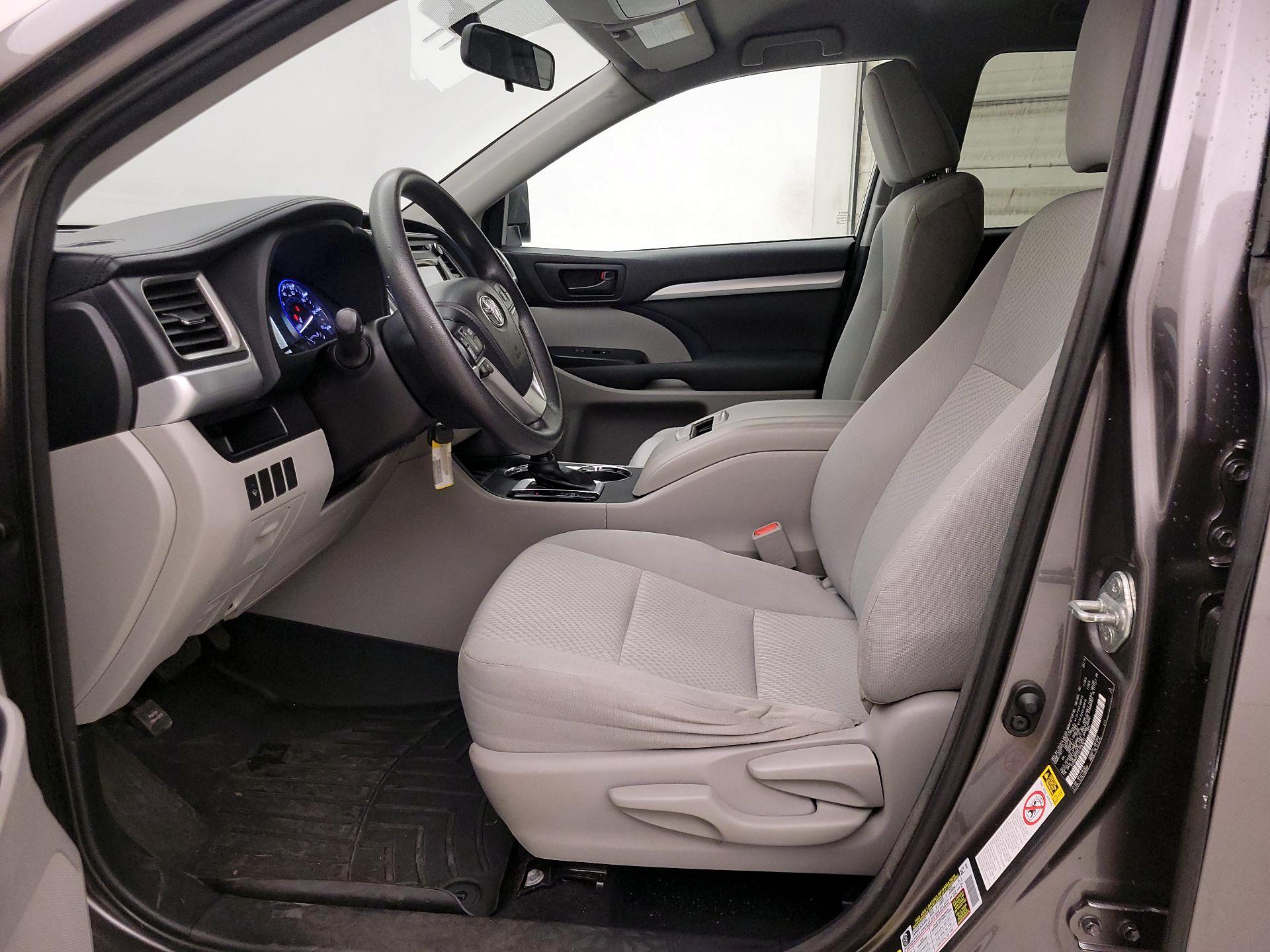 Thumbnail: 2014 Toyota Highlander - 11