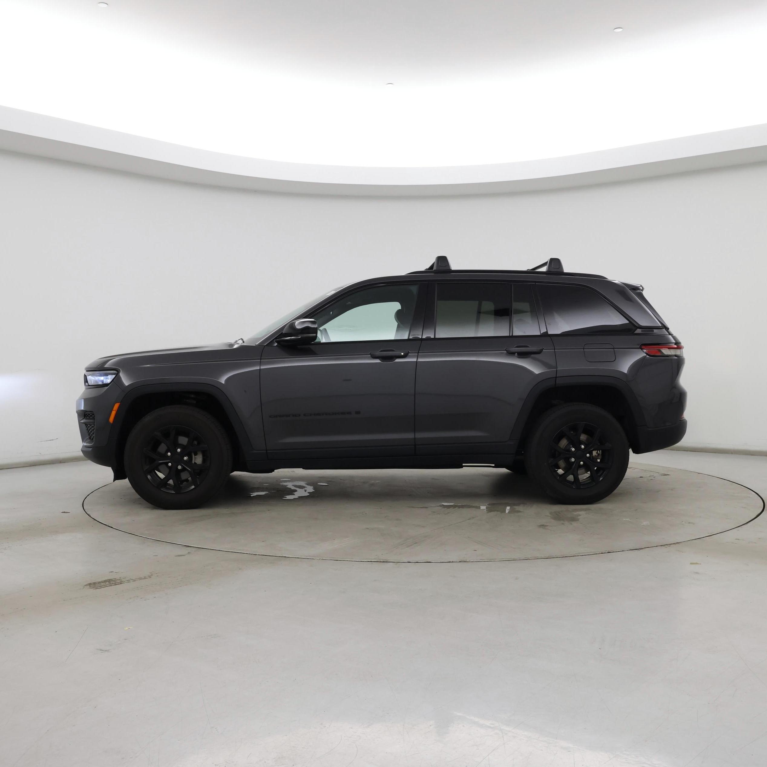 Thumbnail: 2024 Jeep Grand Cherokee - 3