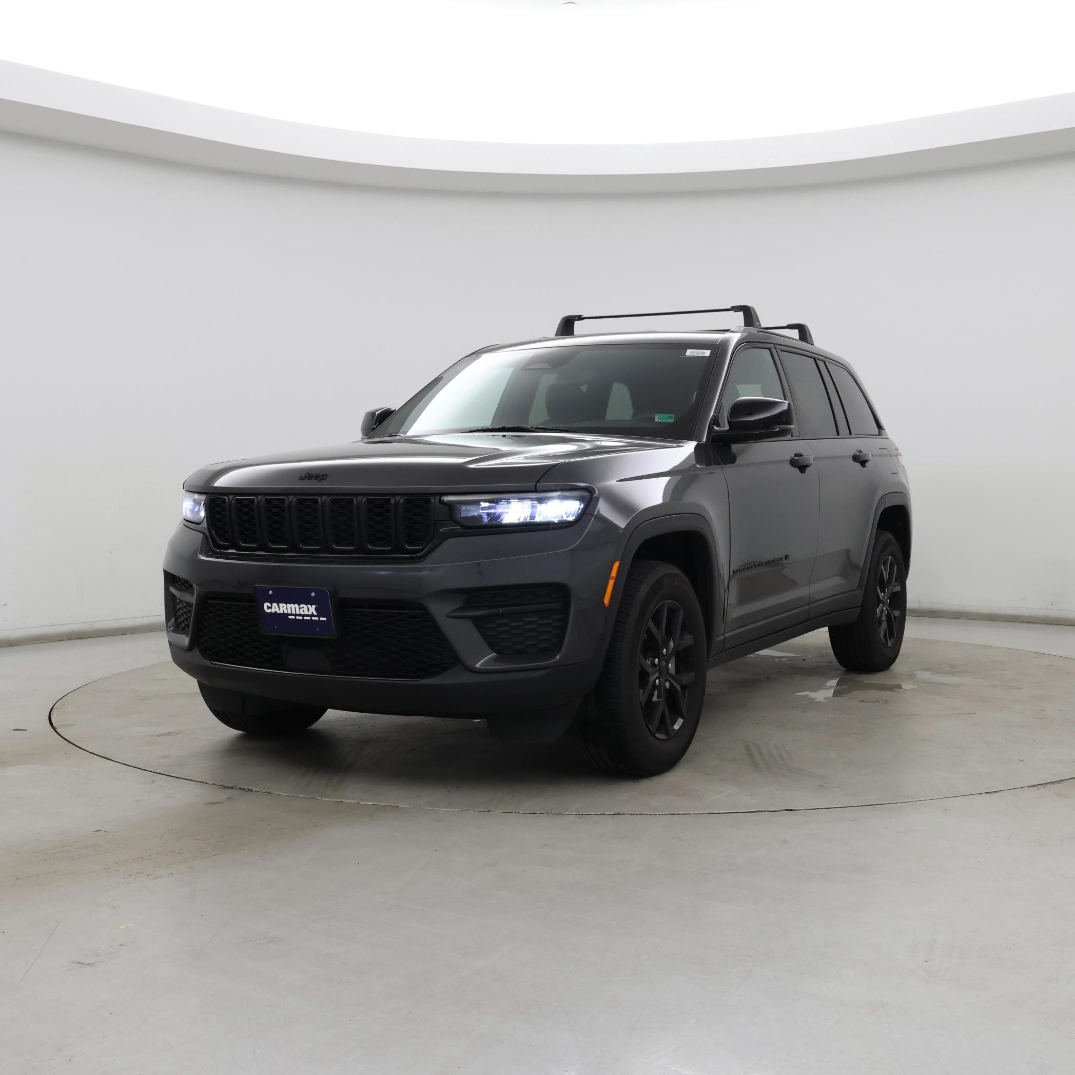 Thumbnail: 2024 Jeep Grand Cherokee - 4