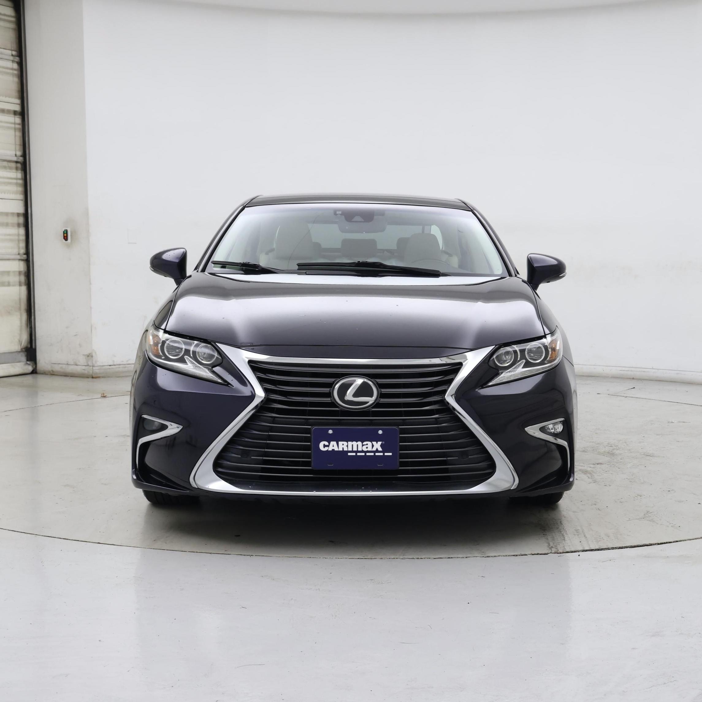 Thumbnail: 2017 Lexus ES - 5