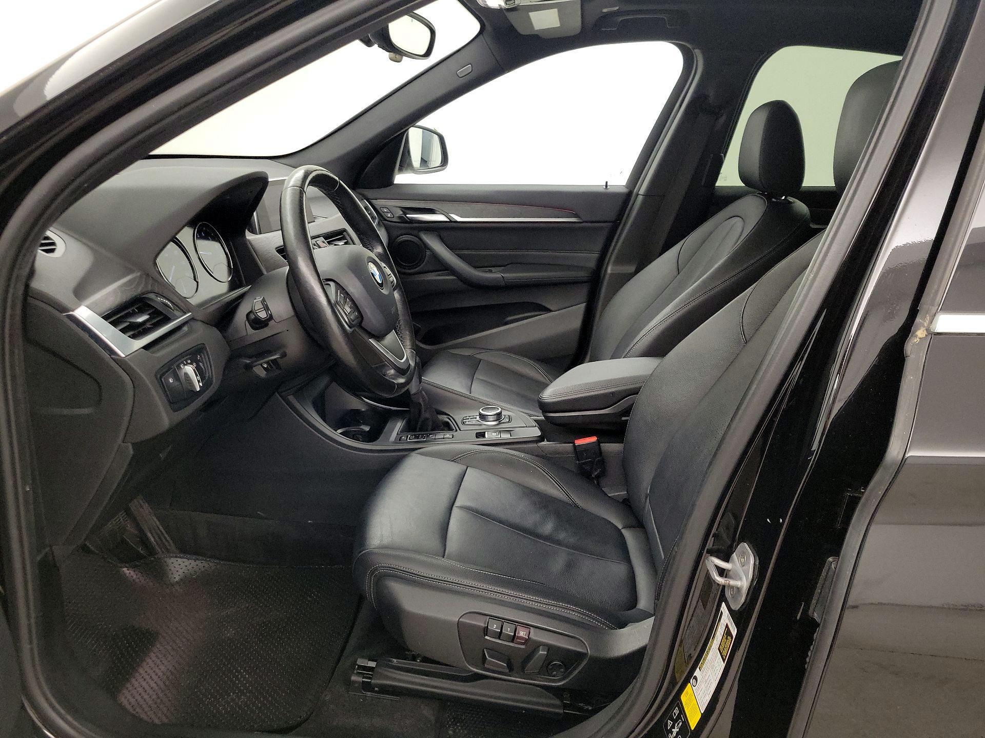 Thumbnail: 2019 BMW X1 - 11