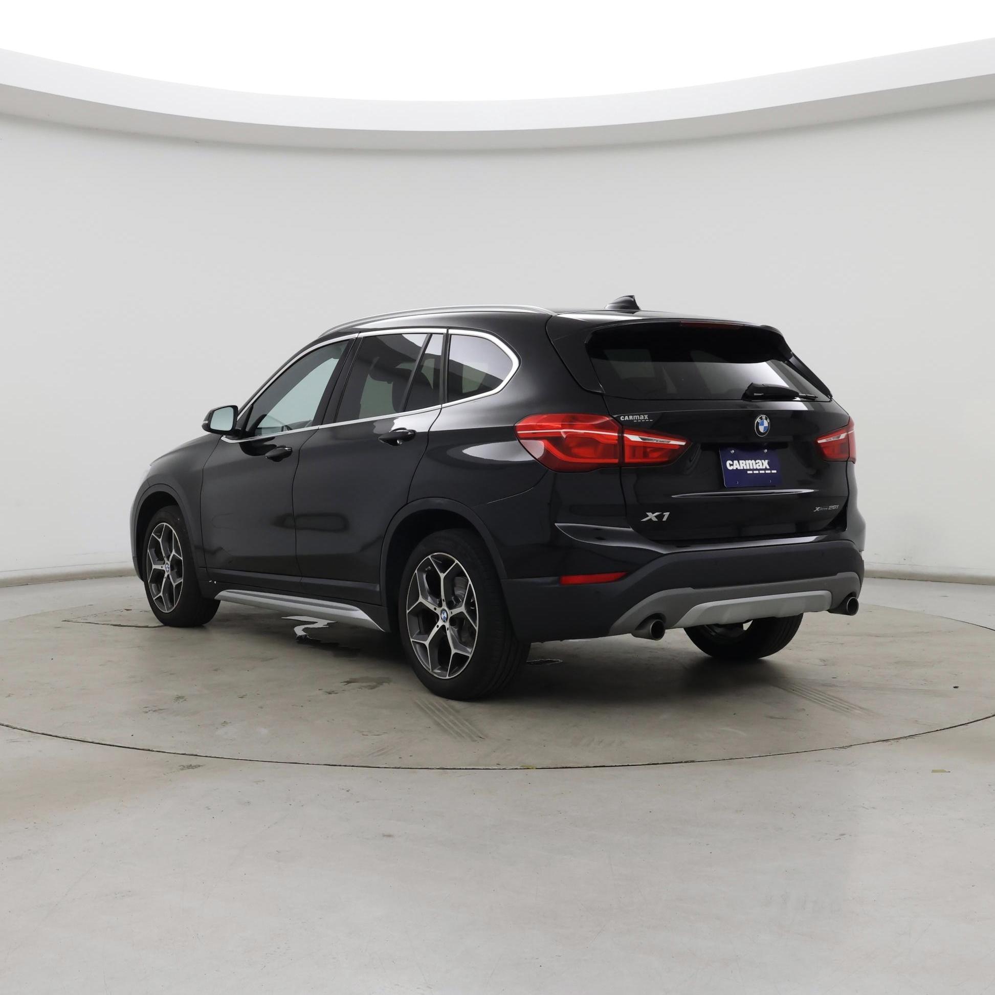 Thumbnail: 2019 BMW X1 - 2