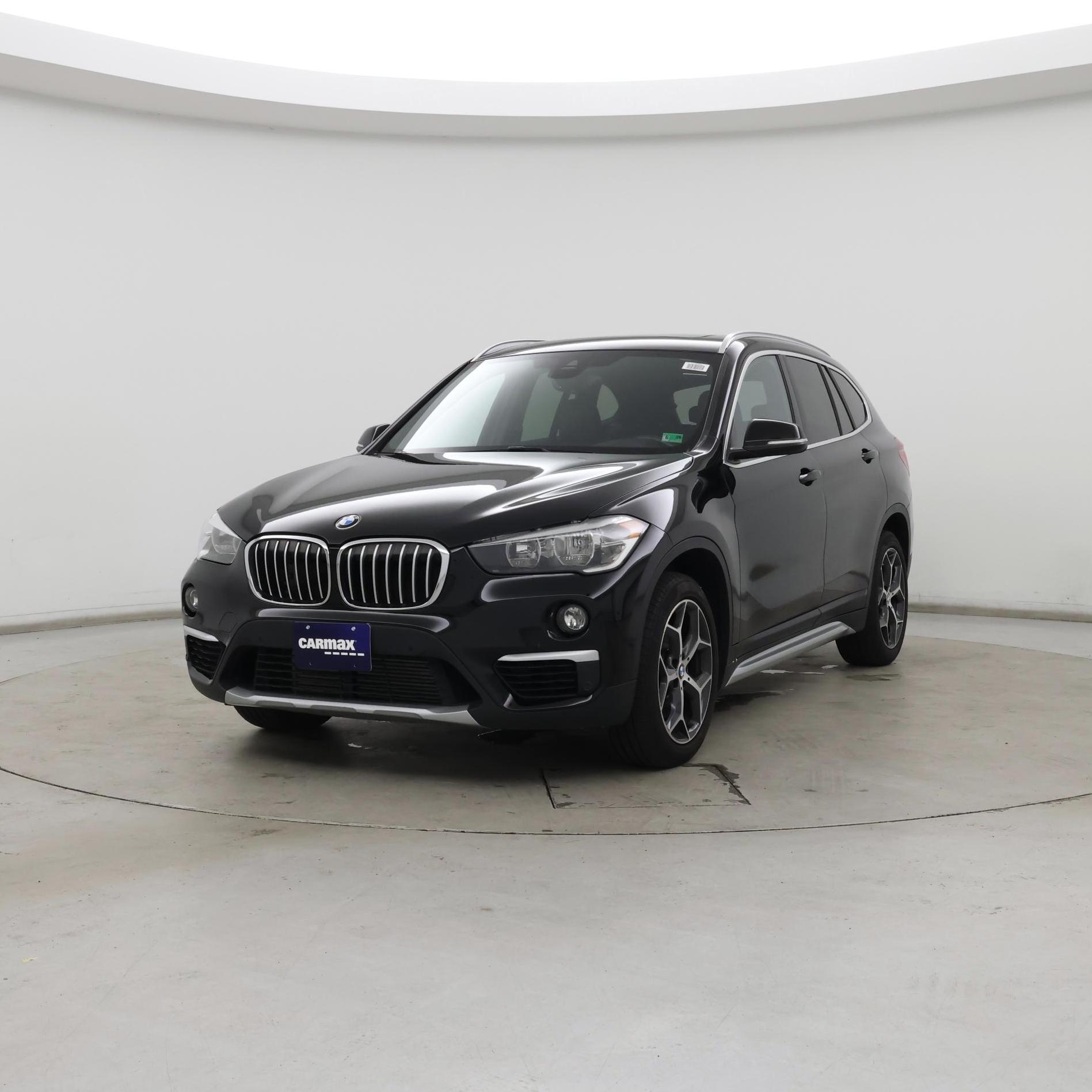 Thumbnail: 2019 BMW X1 - 4