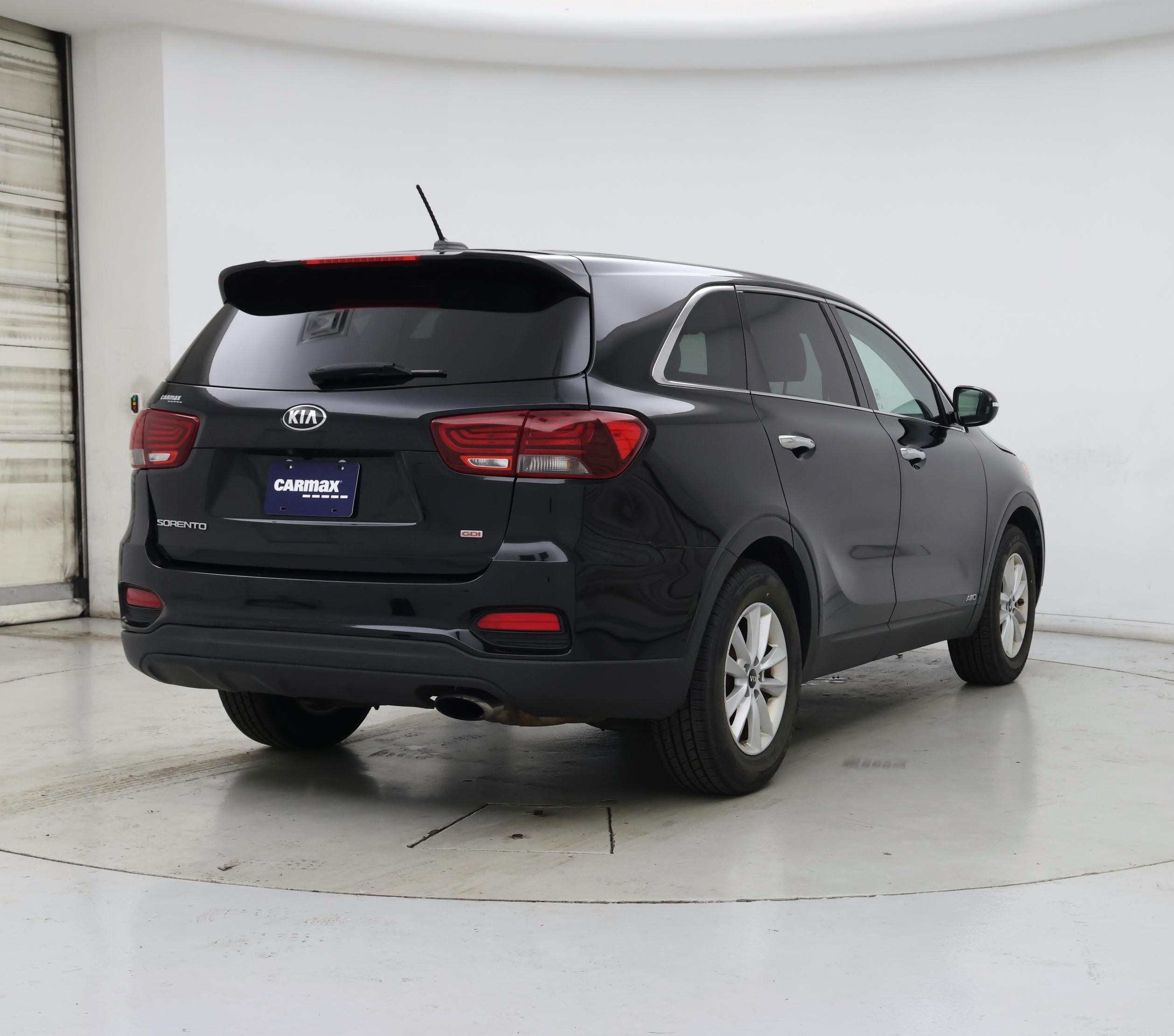 Thumbnail: 2019 Kia Sorento - 8