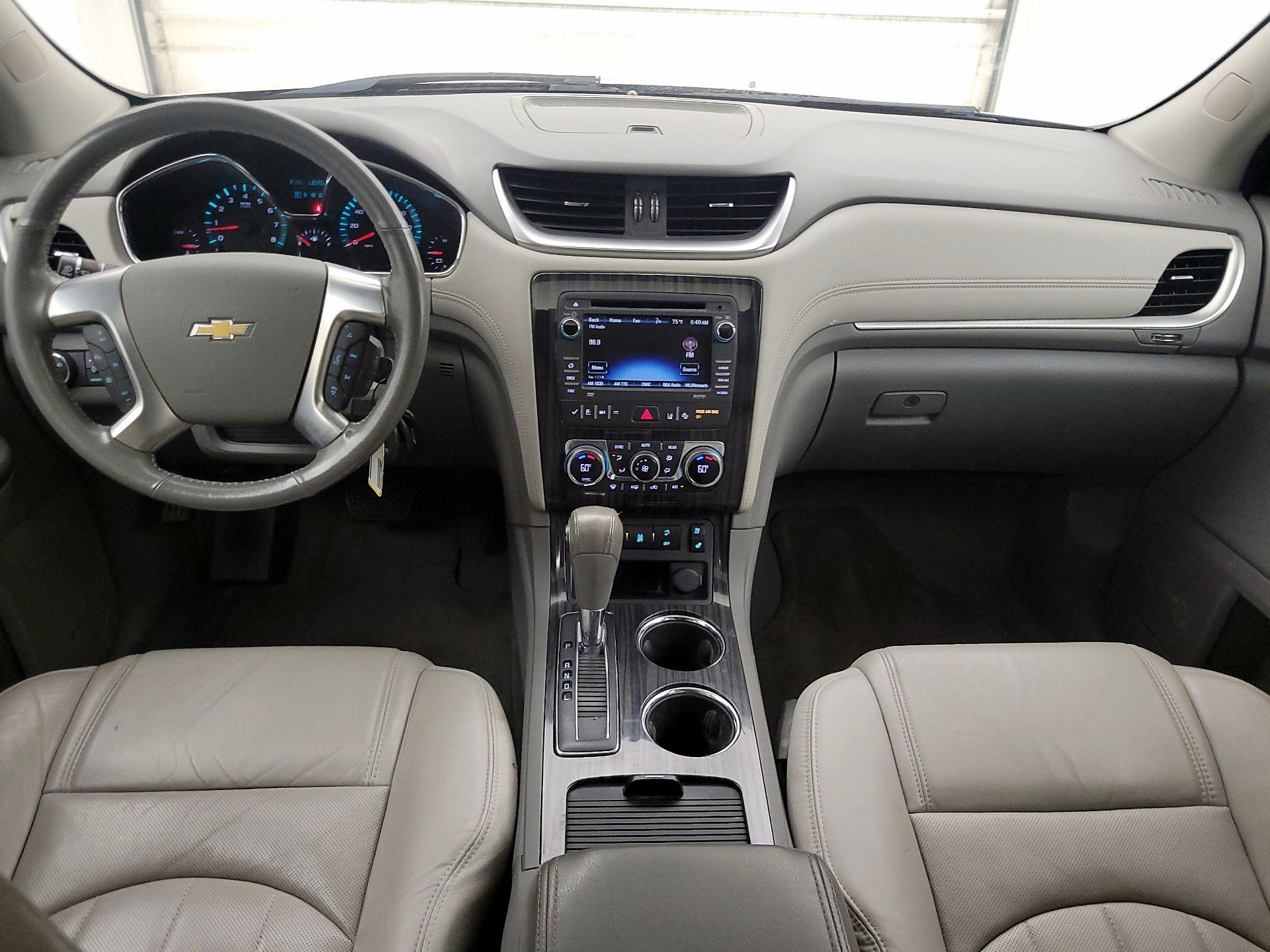 Thumbnail: 2014 Chevrolet Traverse - 9