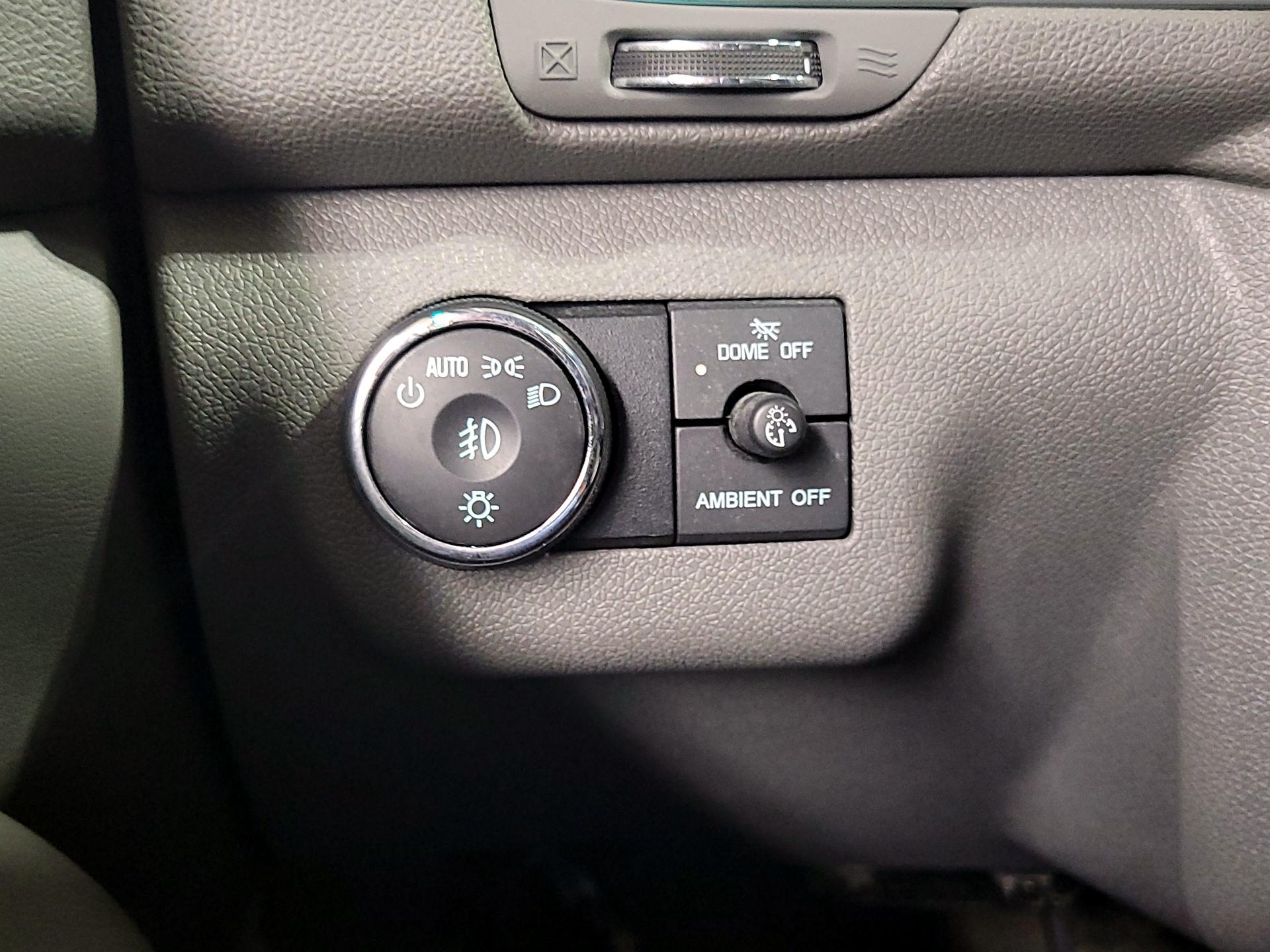 Thumbnail: 2014 Chevrolet Traverse - 13