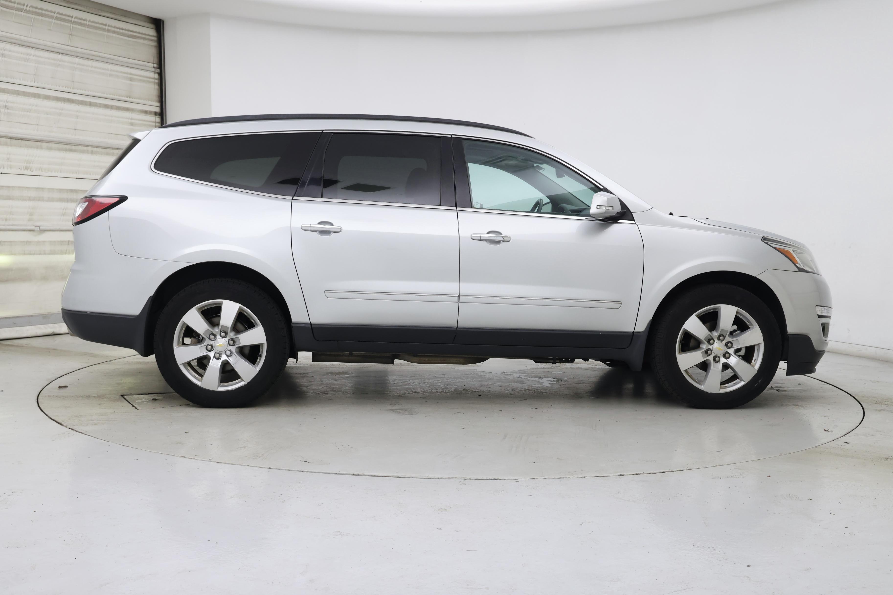 Thumbnail: 2014 Chevrolet Traverse - 7