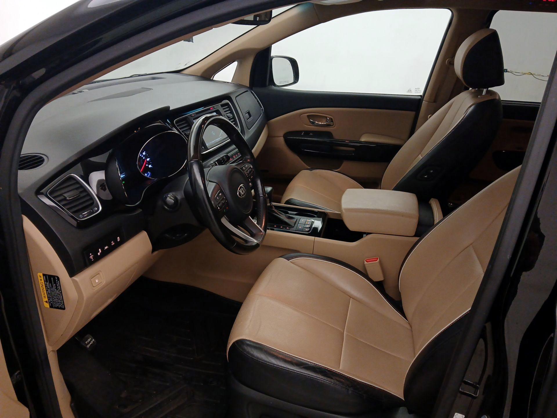 Thumbnail: 2017 Kia Sedona - 11