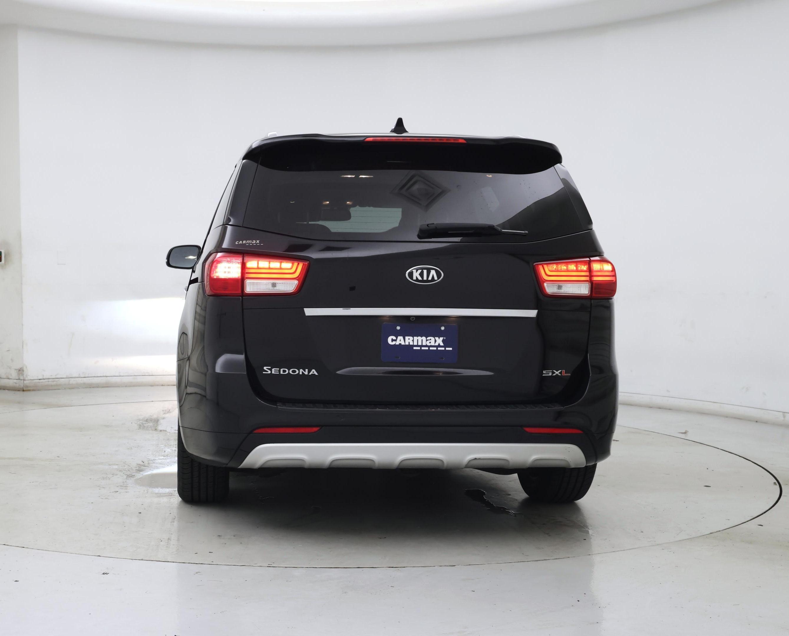 Thumbnail: 2017 Kia Sedona - 6